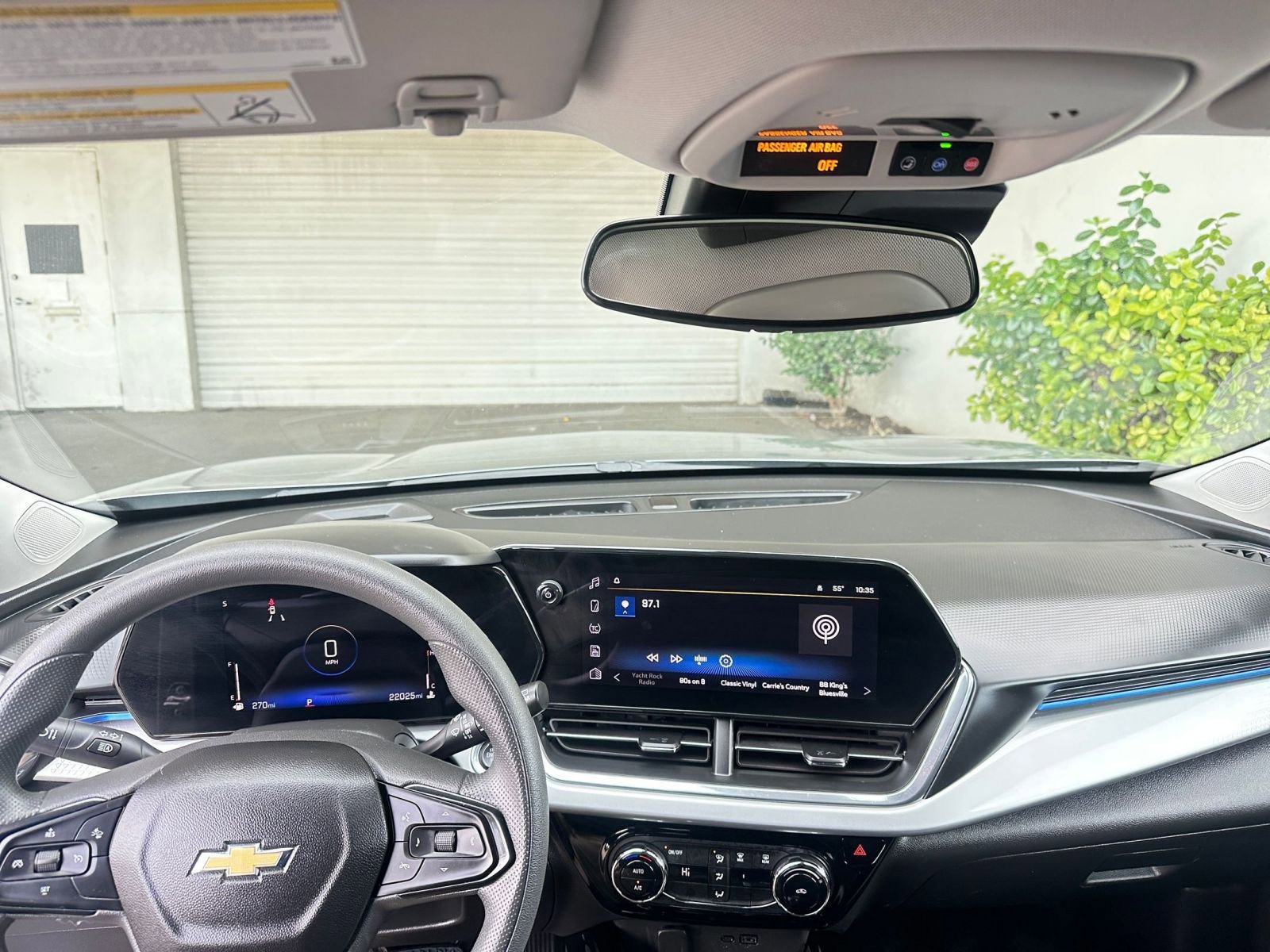 Thumbnail: 2025 Chevrolet Trax - 33