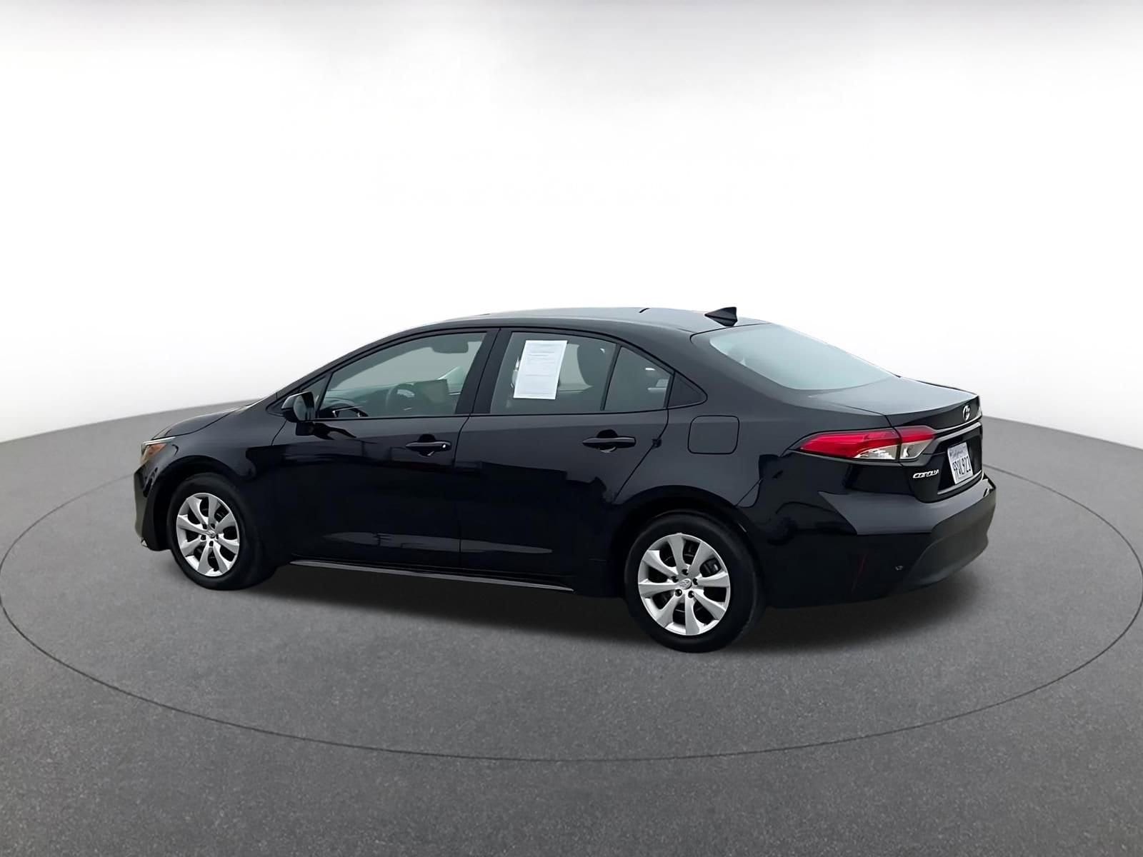 Thumbnail: 2025 Toyota Corolla - 11