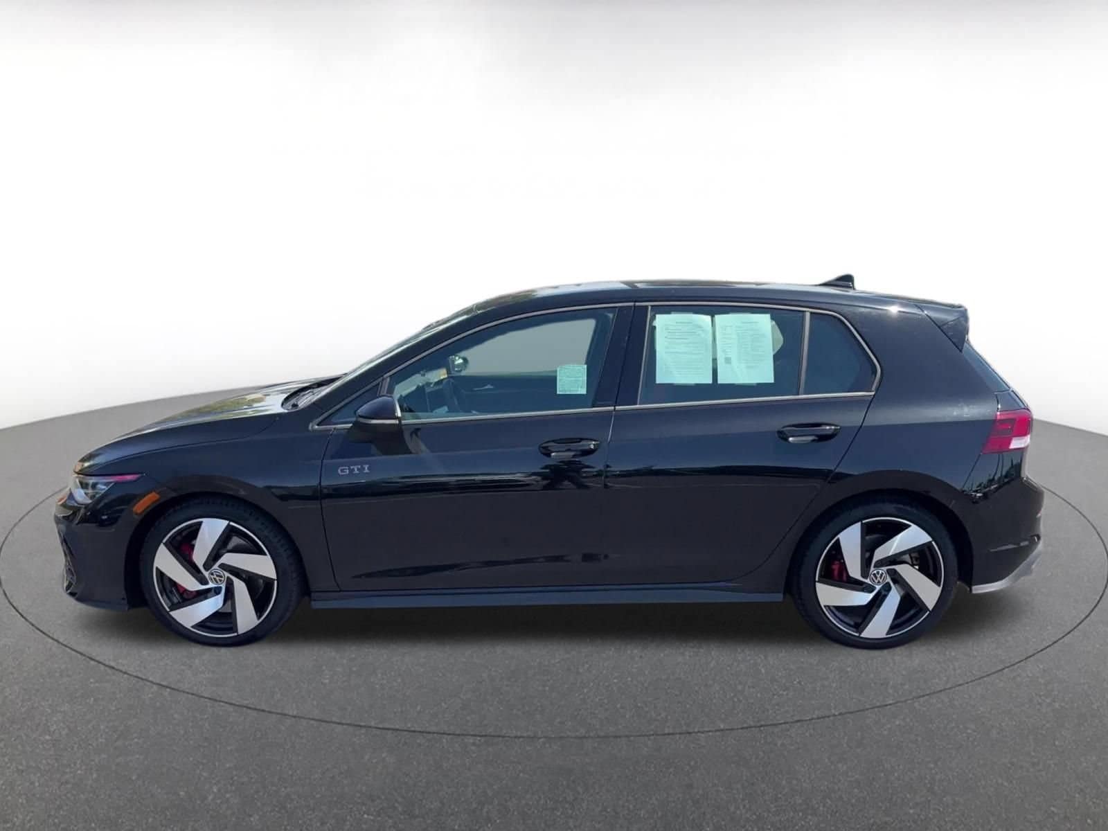Thumbnail: 2026 Volkswagen Golf - 9