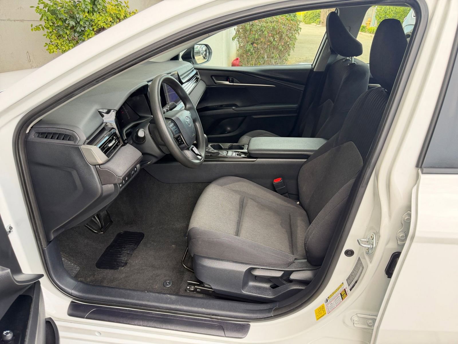 Thumbnail: 2025 Toyota Camry - 27