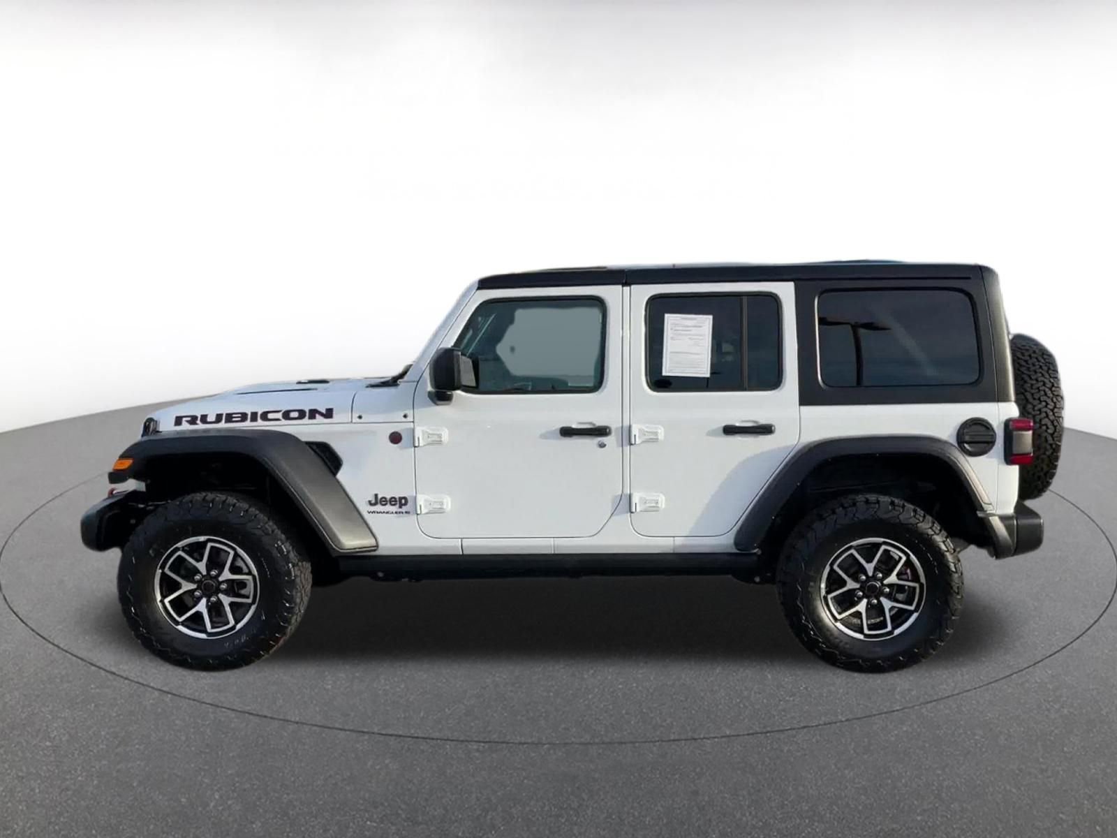 Thumbnail: 2025 Jeep Wrangler - 9