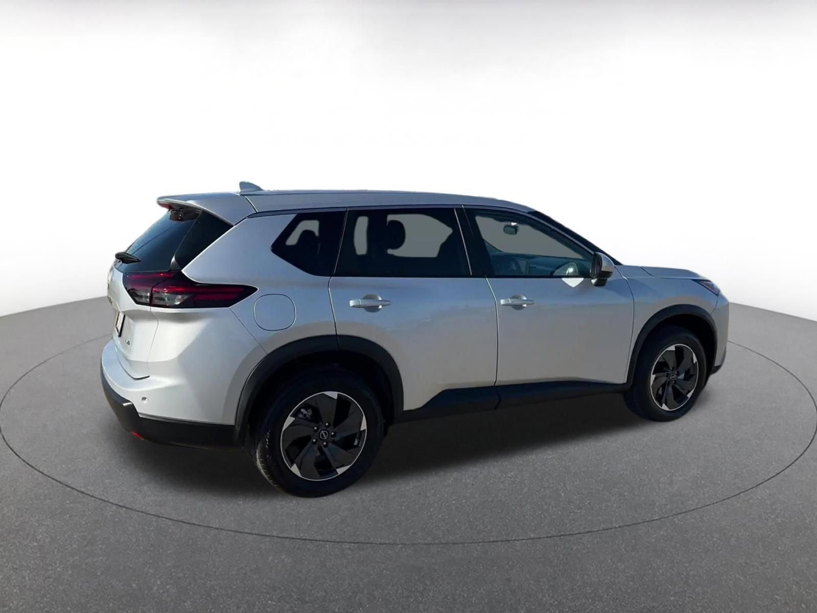 Thumbnail: 2025 Nissan Rogue - 15