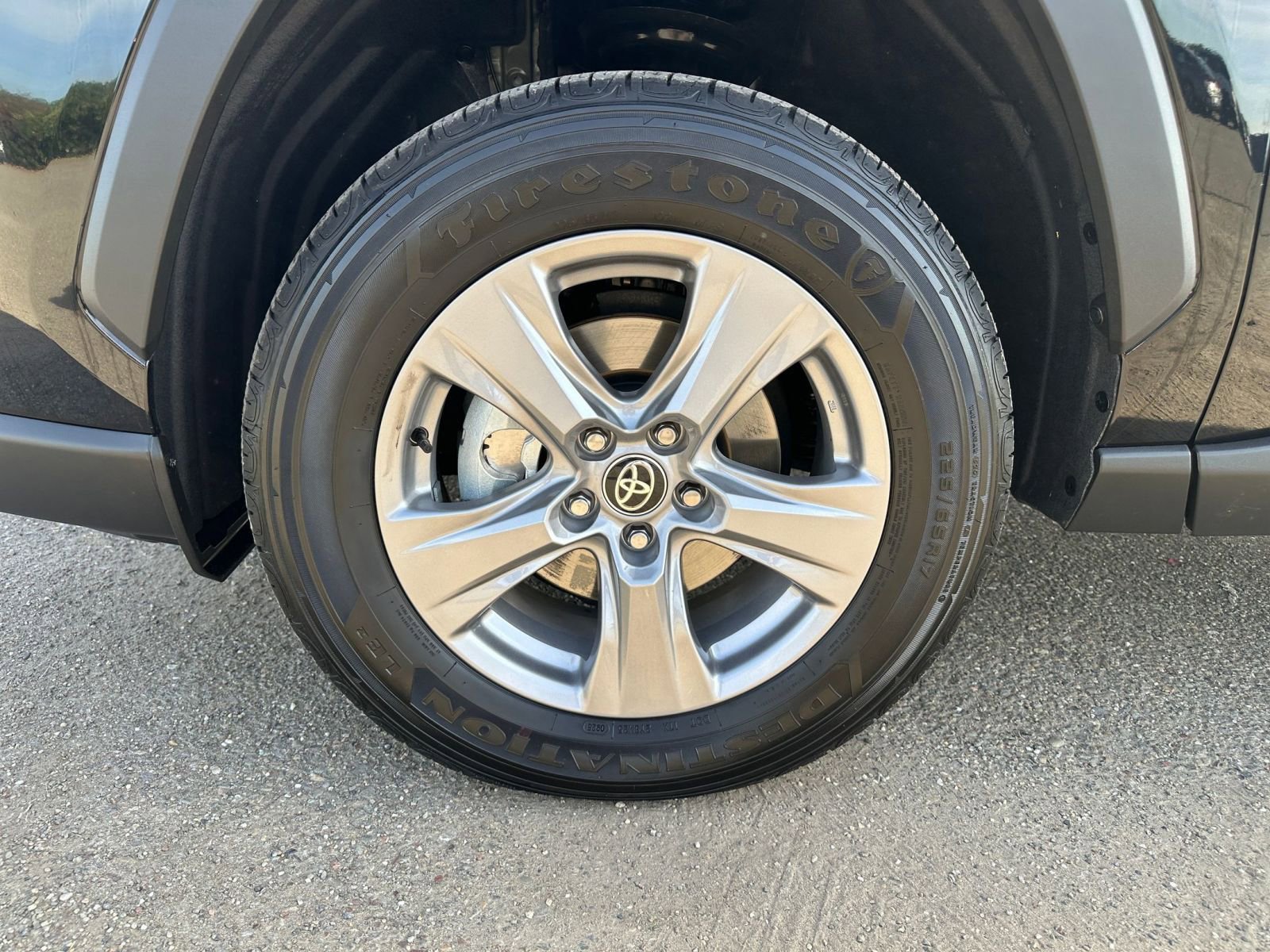 Thumbnail: 2025 Toyota RAV4 - 30