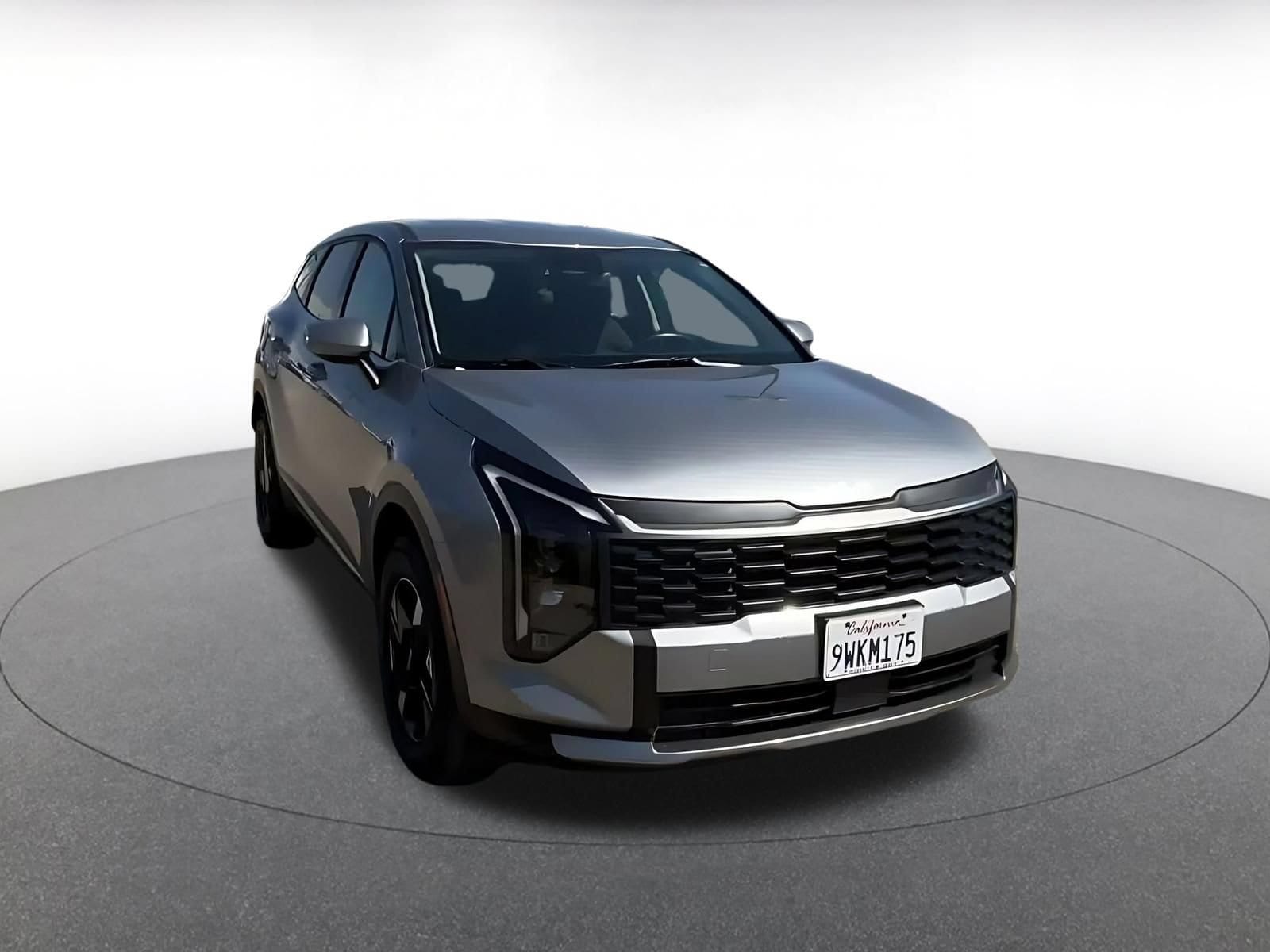 Thumbnail: 2026 Kia Sportage - 3