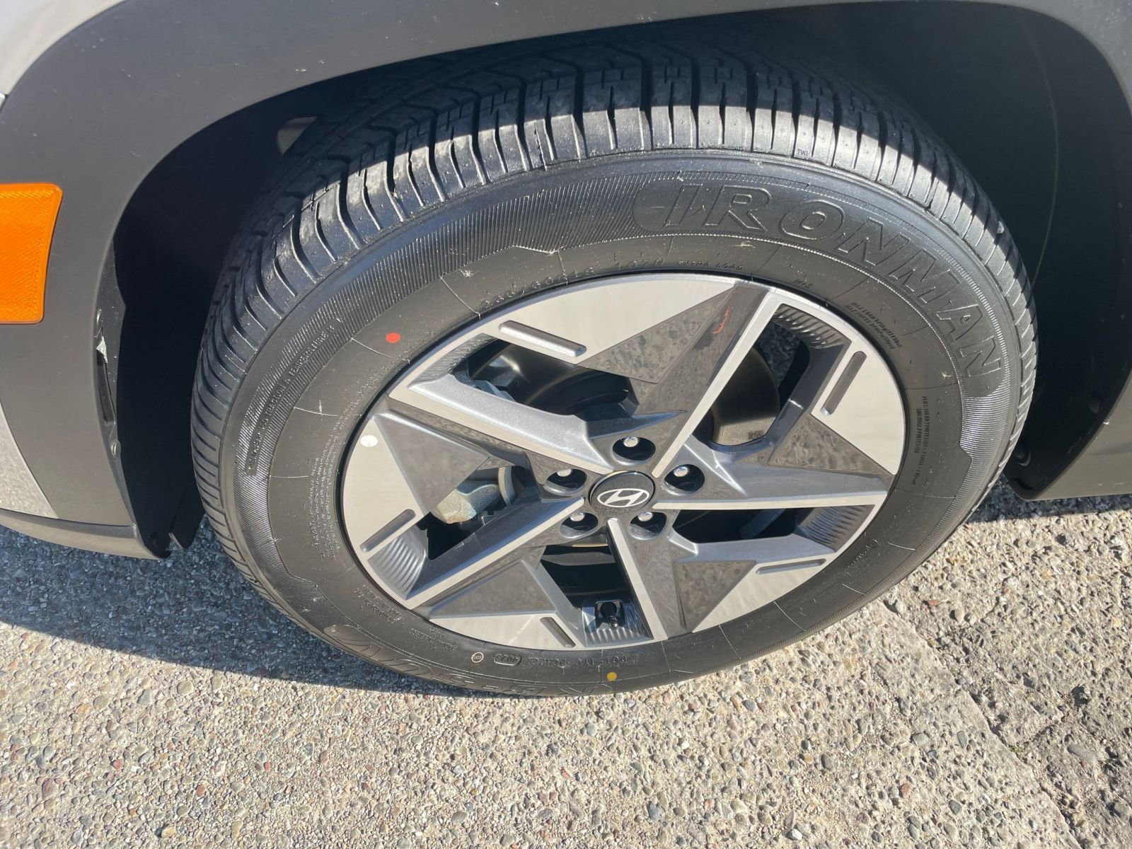 Thumbnail: 2025 Hyundai Tucson - 32