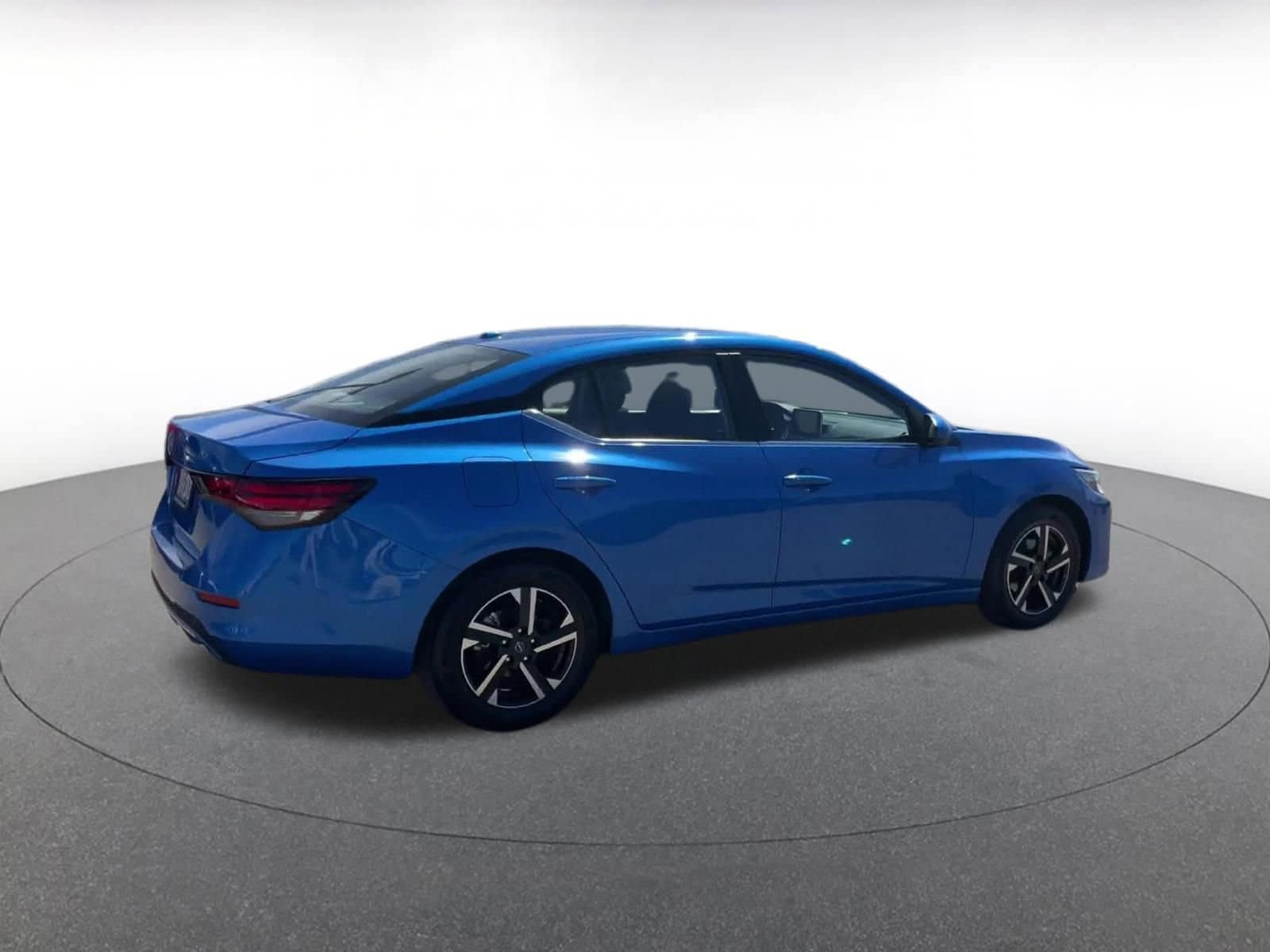 Thumbnail: 2025 Nissan Sentra - 15