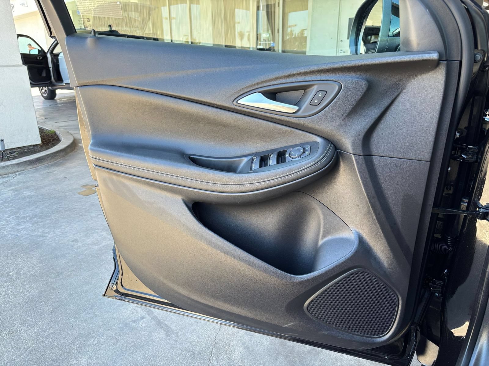 Thumbnail: 2025 Buick Encore GX - 18