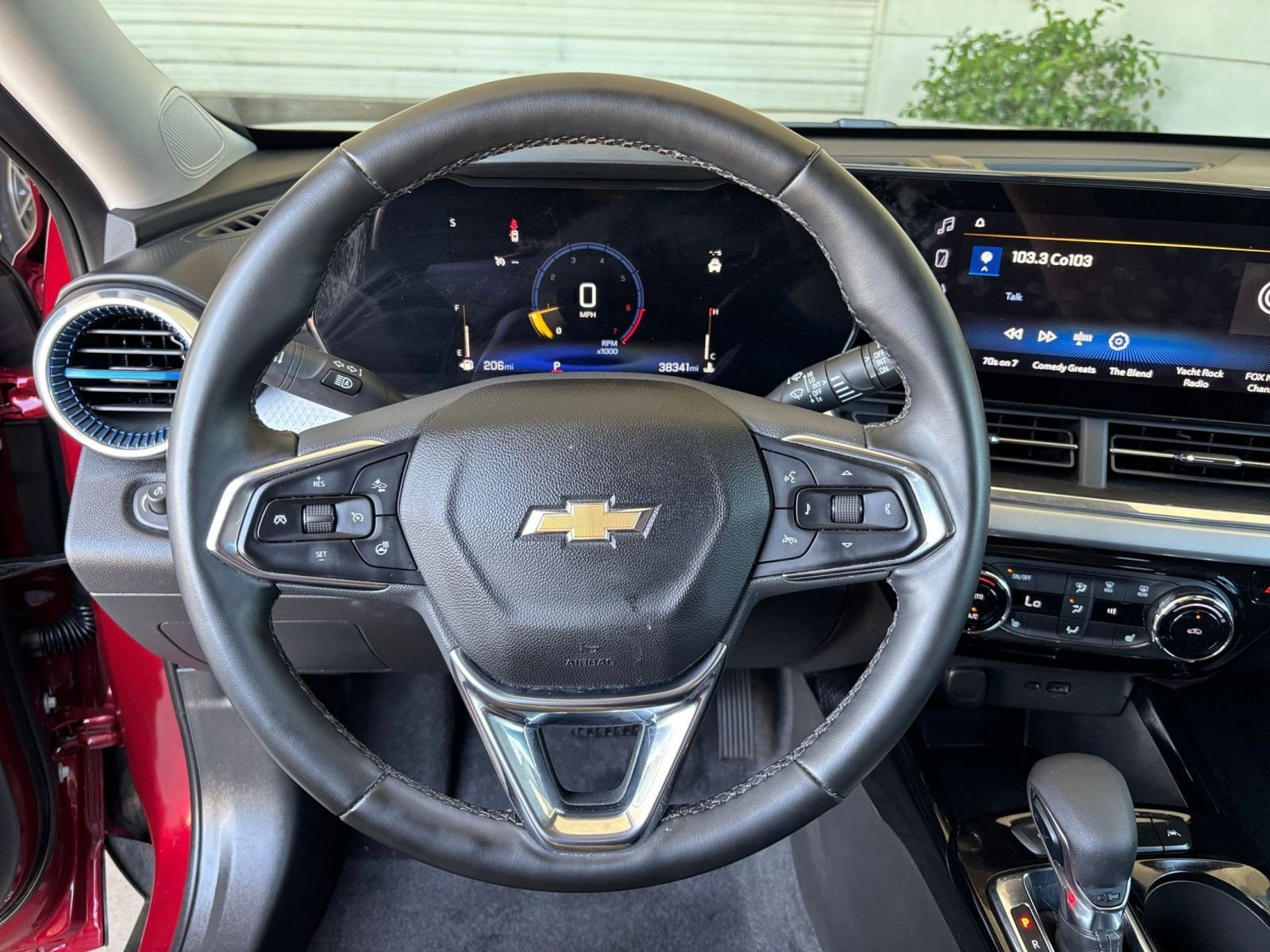 Thumbnail: 2025 Chevrolet Trax - 28