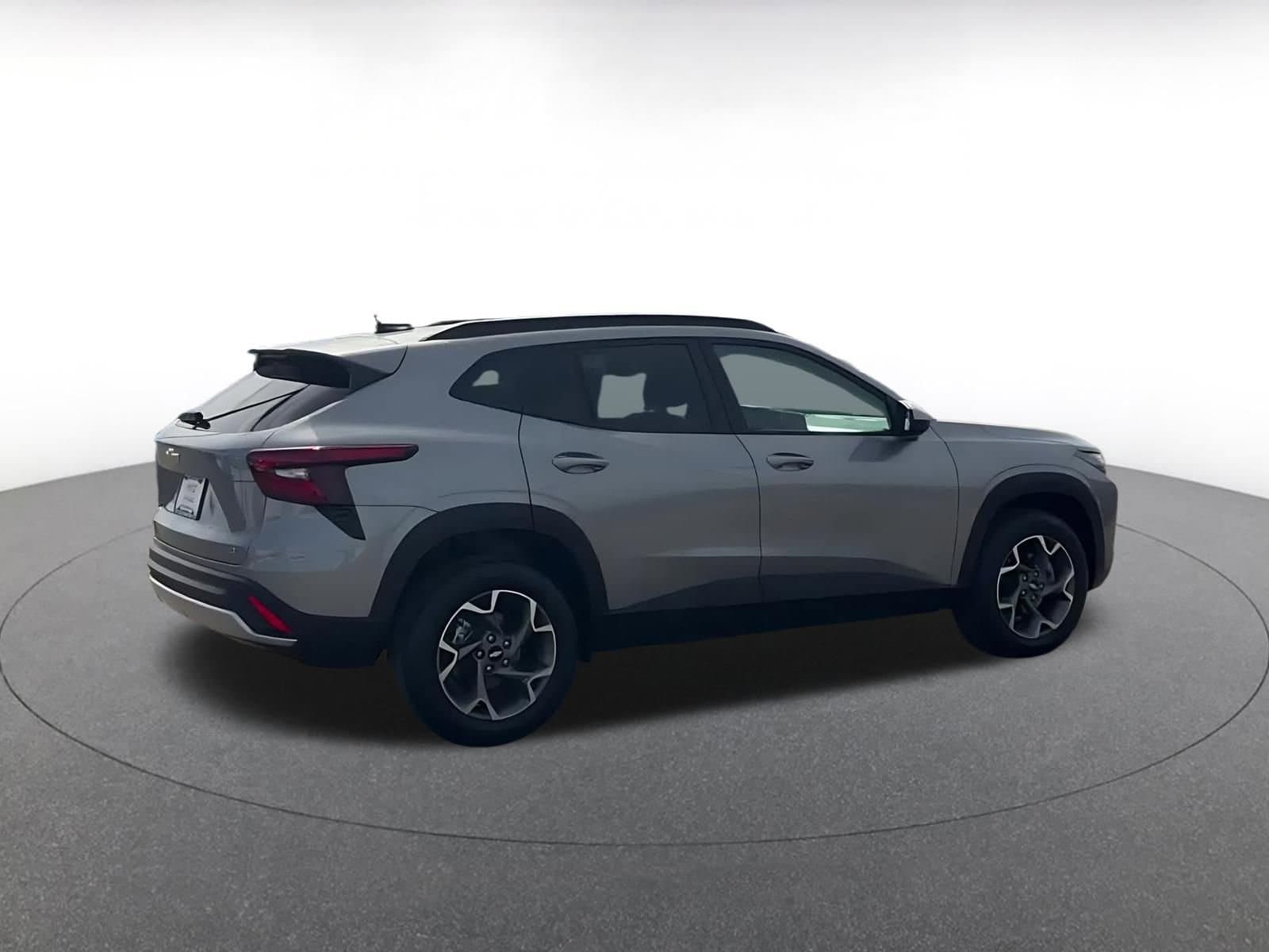 Thumbnail: 2025 Chevrolet Trax - 15