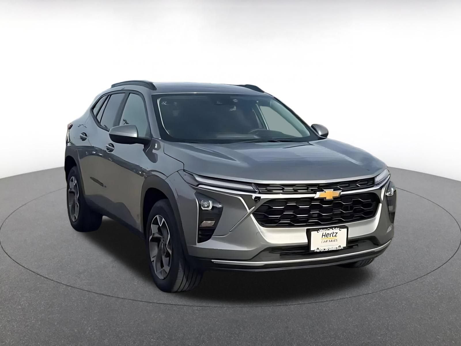 Thumbnail: 2025 Chevrolet Trax - 2