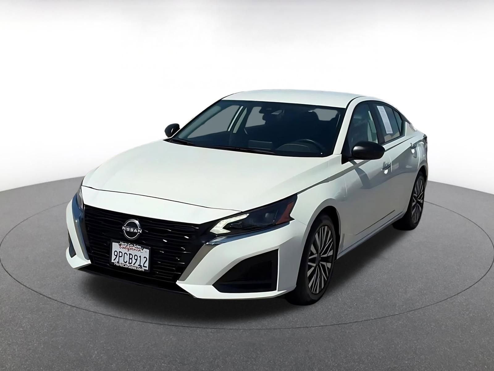 Thumbnail: 2025 Nissan Altima - 7