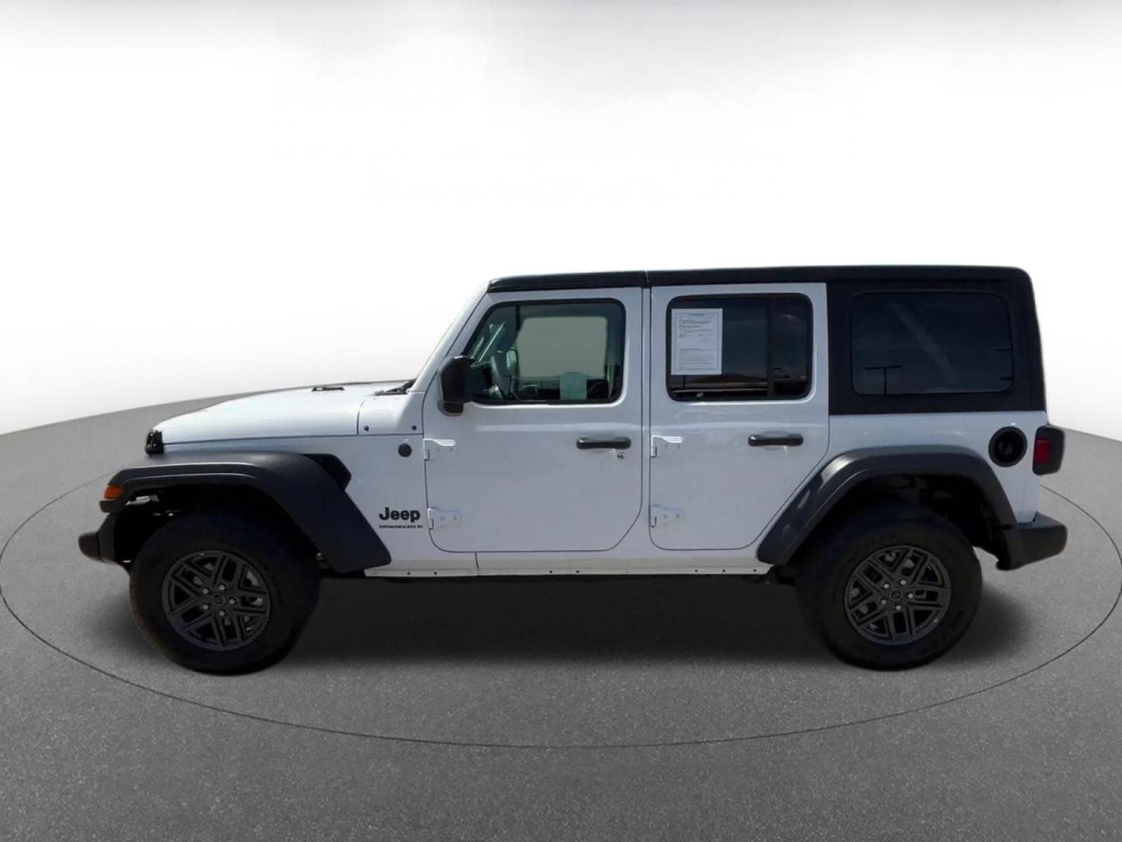 Thumbnail: 2025 Jeep Wrangler - 9