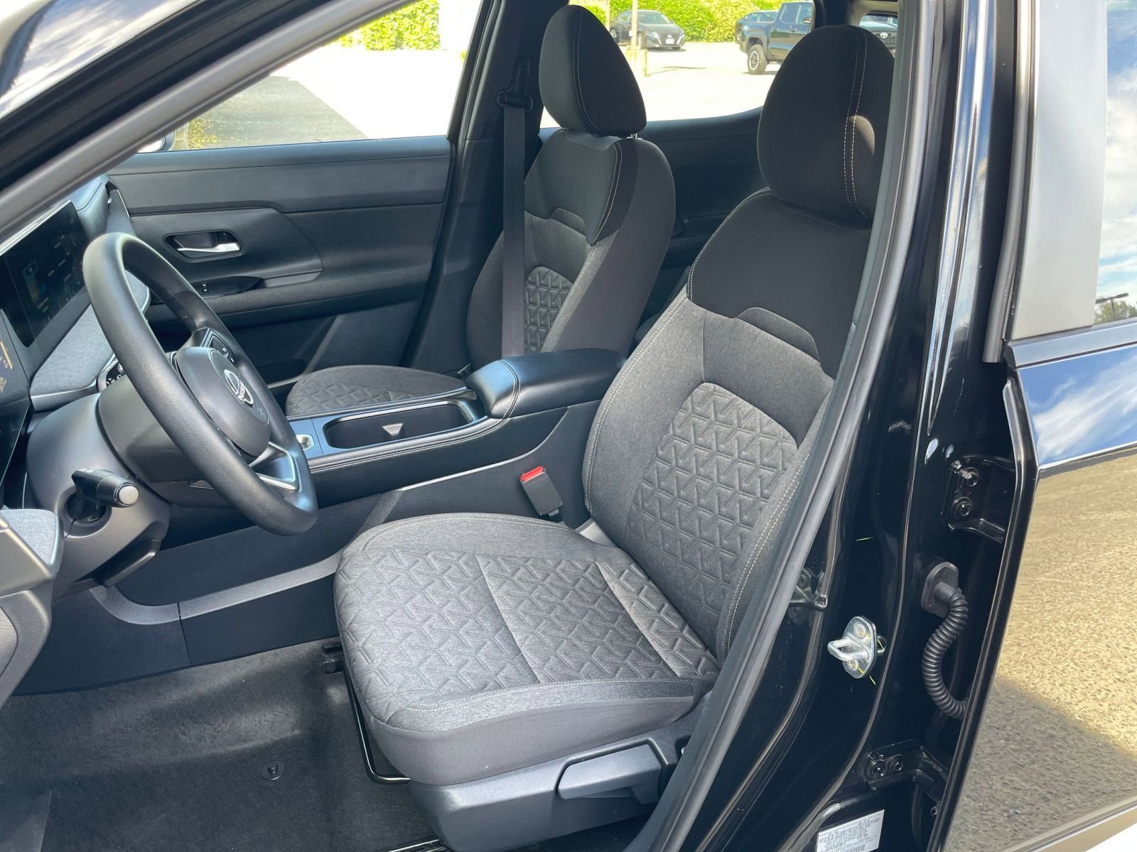 Thumbnail: 2025 Nissan Kicks - 34