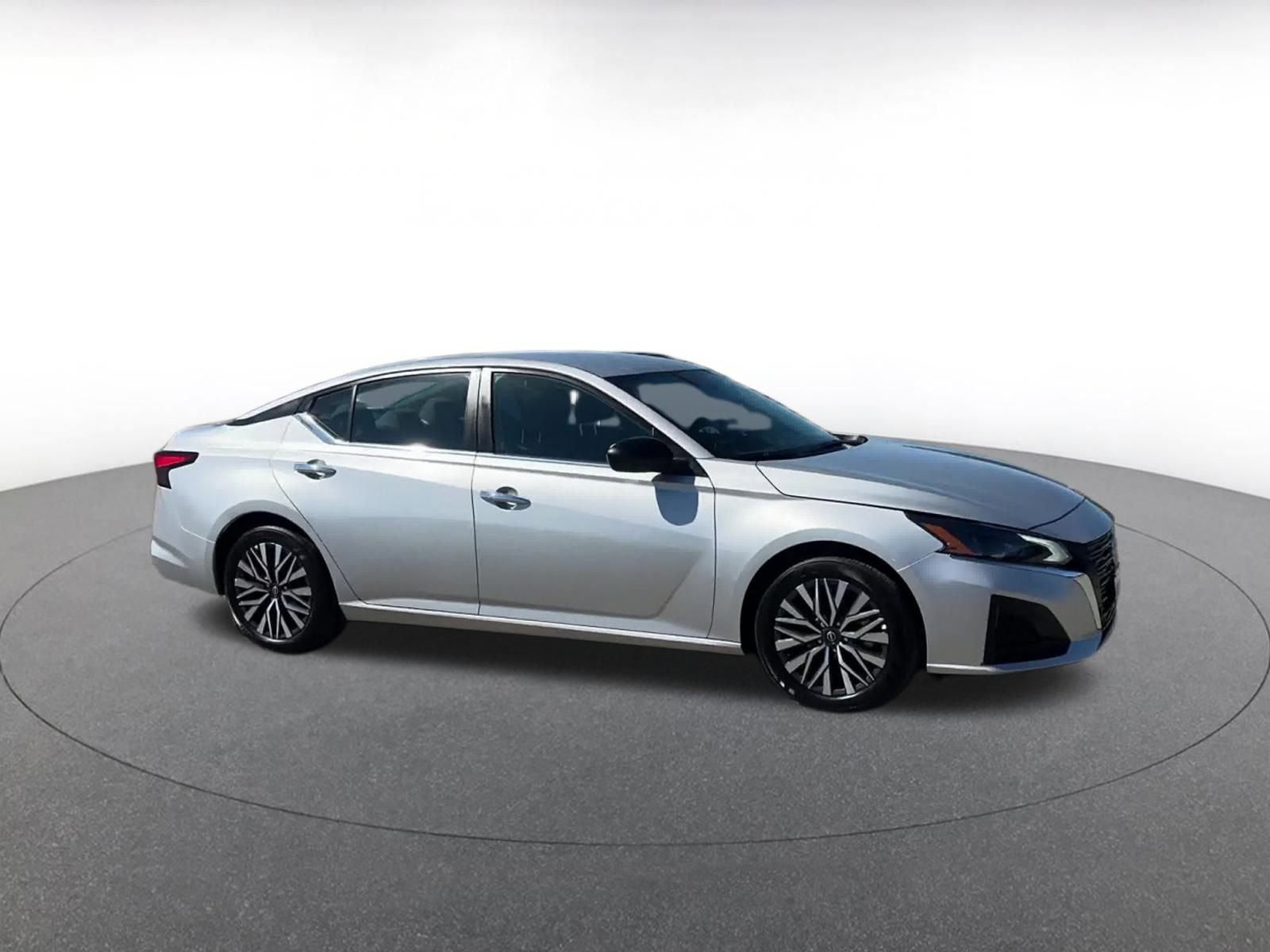 Thumbnail: 2024 Nissan Altima - 2