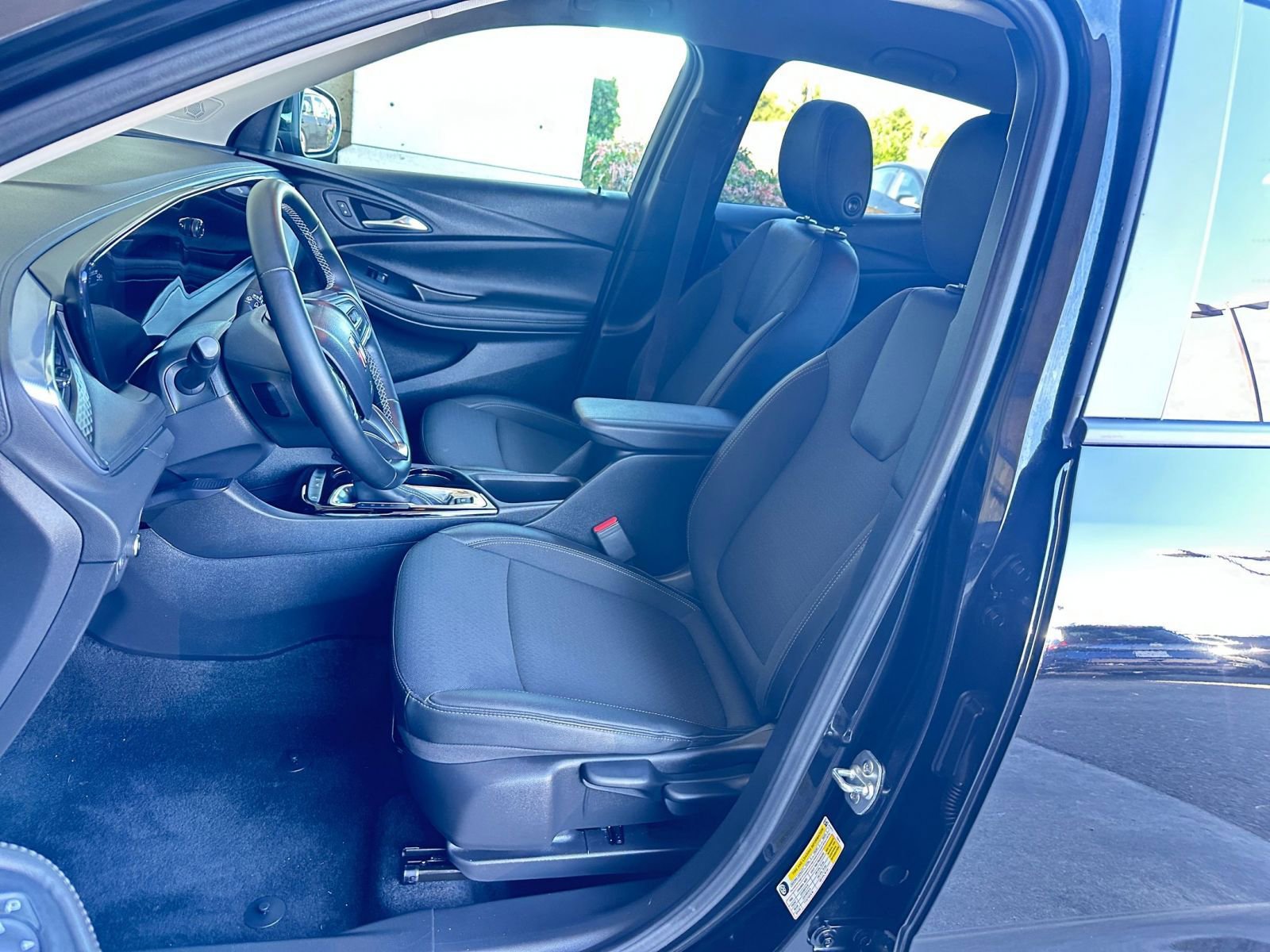 Thumbnail: 2025 Buick Encore GX - 35