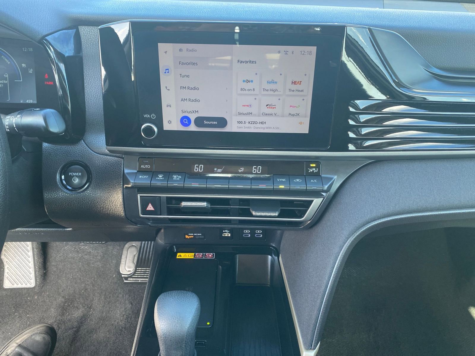 Thumbnail: 2025 Toyota Camry - 18