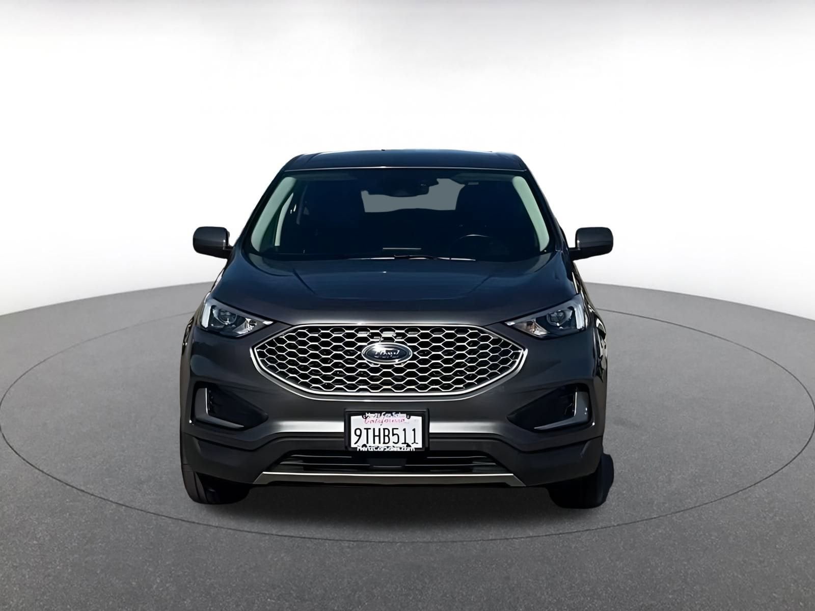 Thumbnail: 2023 Ford Edge - 4