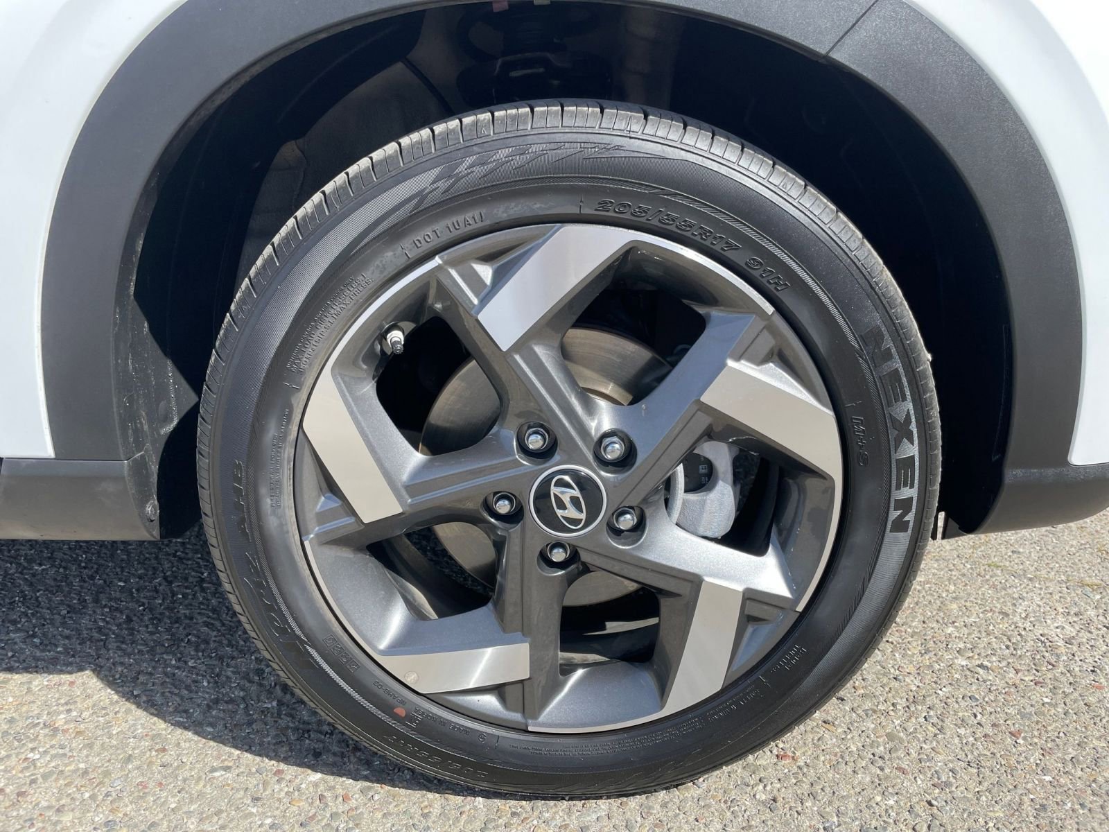 Thumbnail: 2025 Hyundai Venue - 31