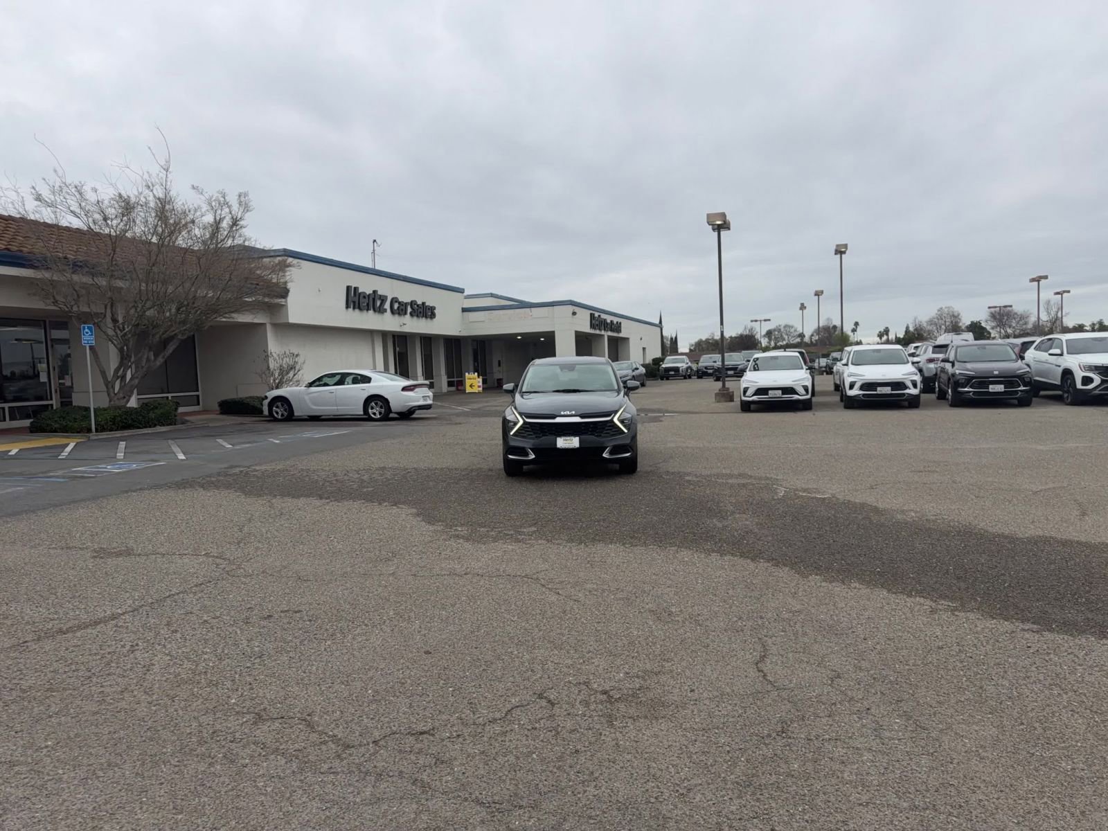 Thumbnail: 2025 Kia Sportage - 16