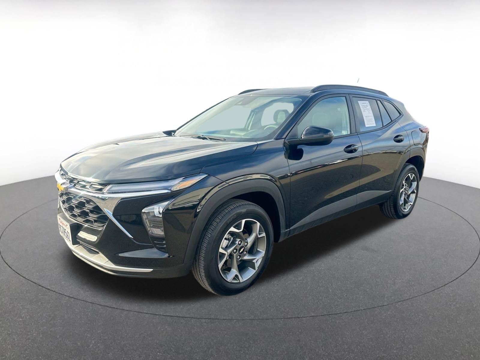 Thumbnail: 2025 Chevrolet Trax - 4