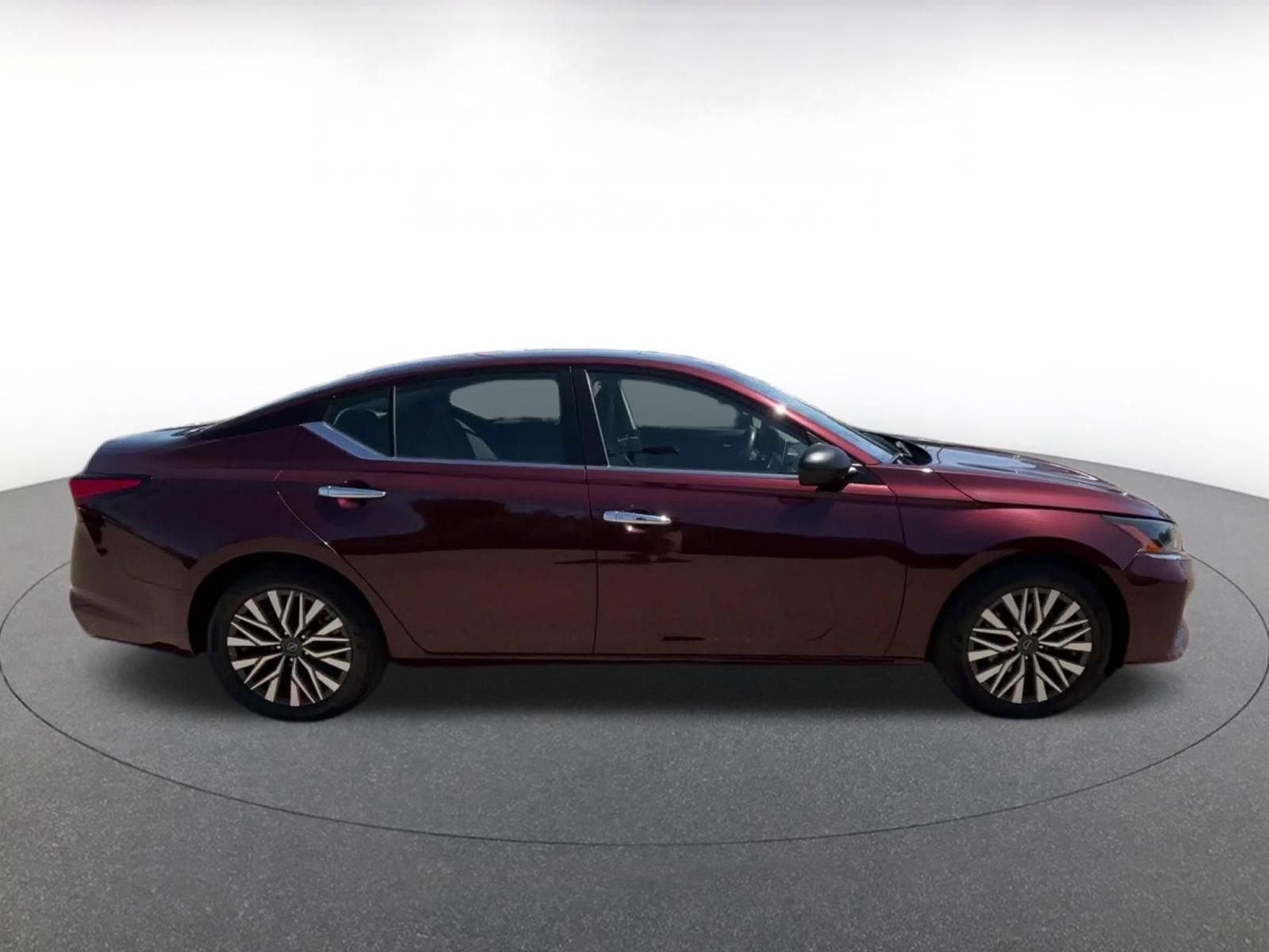 Thumbnail: 2024 Nissan Altima - 16