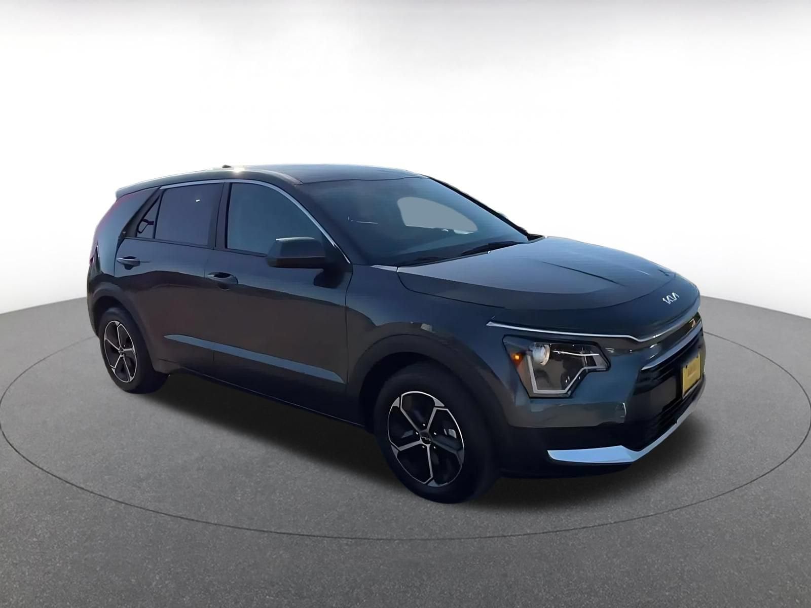 Thumbnail: 2026 Kia Niro - 2