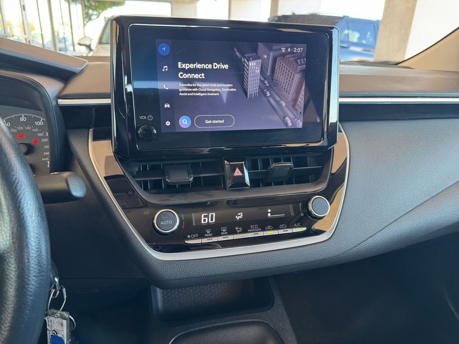 Thumbnail: 2025 Toyota Corolla - 18