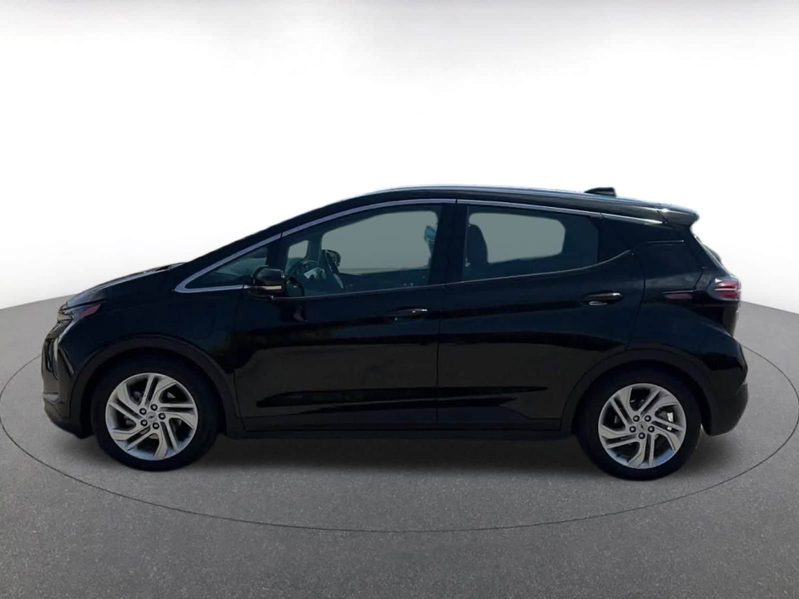 Thumbnail: 2023 Chevrolet Bolt EV - 8