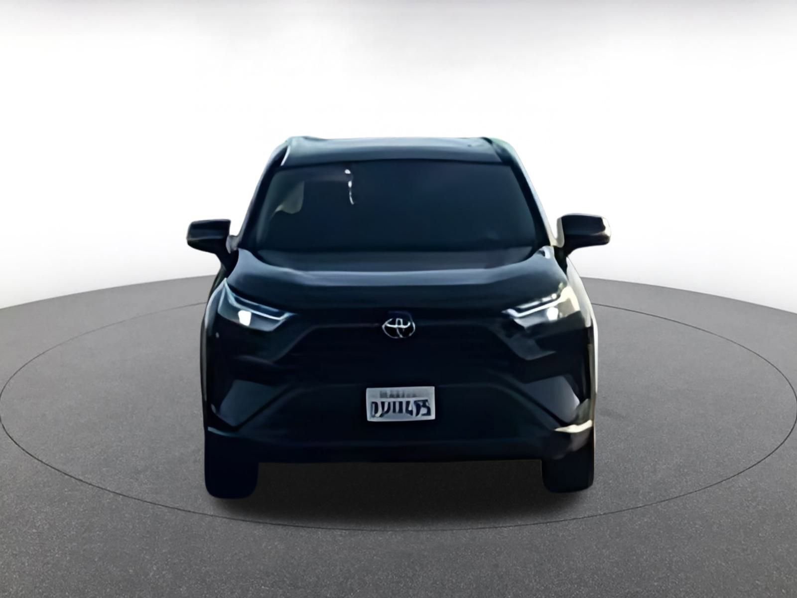 Thumbnail: 2025 Toyota RAV4 - 9