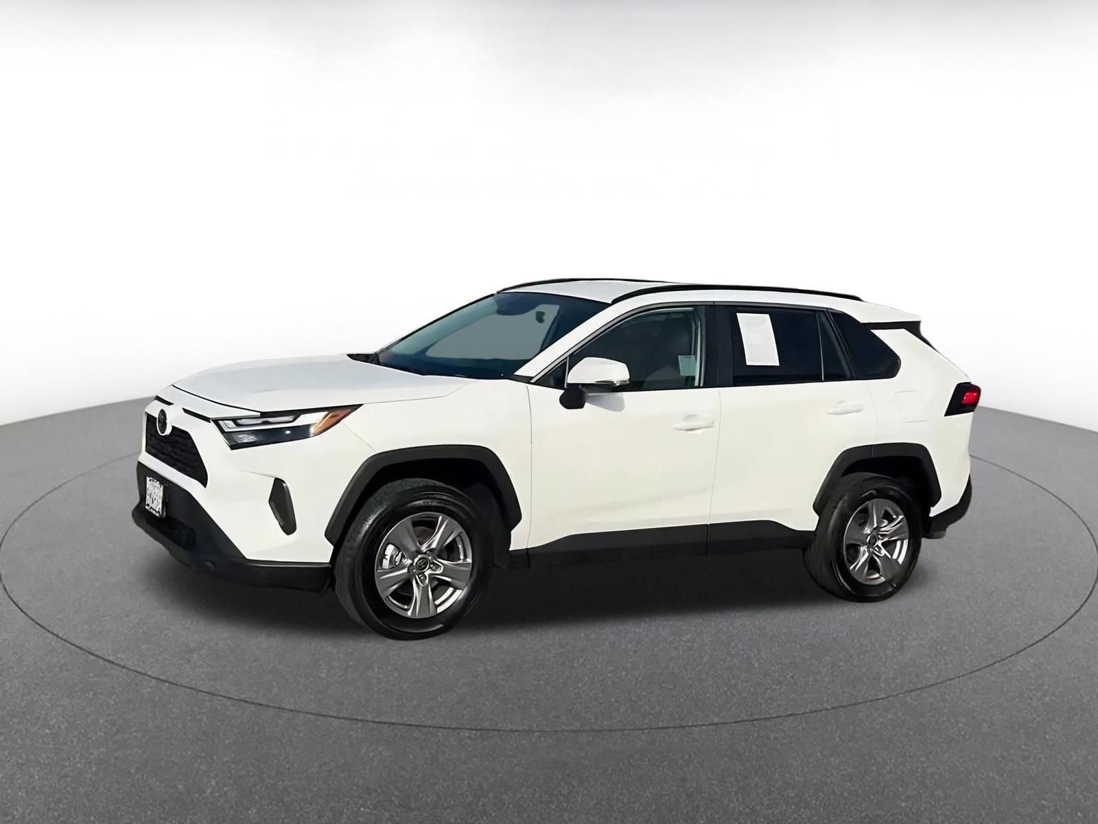 Thumbnail: 2025 Toyota RAV4 - 8