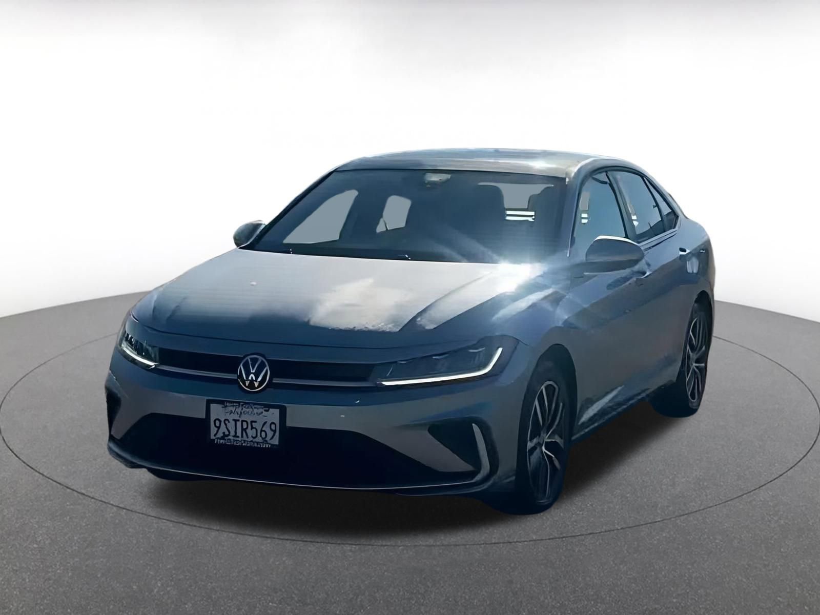 Thumbnail: 2025 Volkswagen Jetta - 9