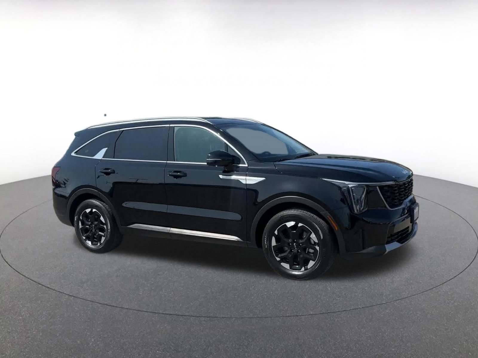 Thumbnail: 2024 Kia Sorento - 2