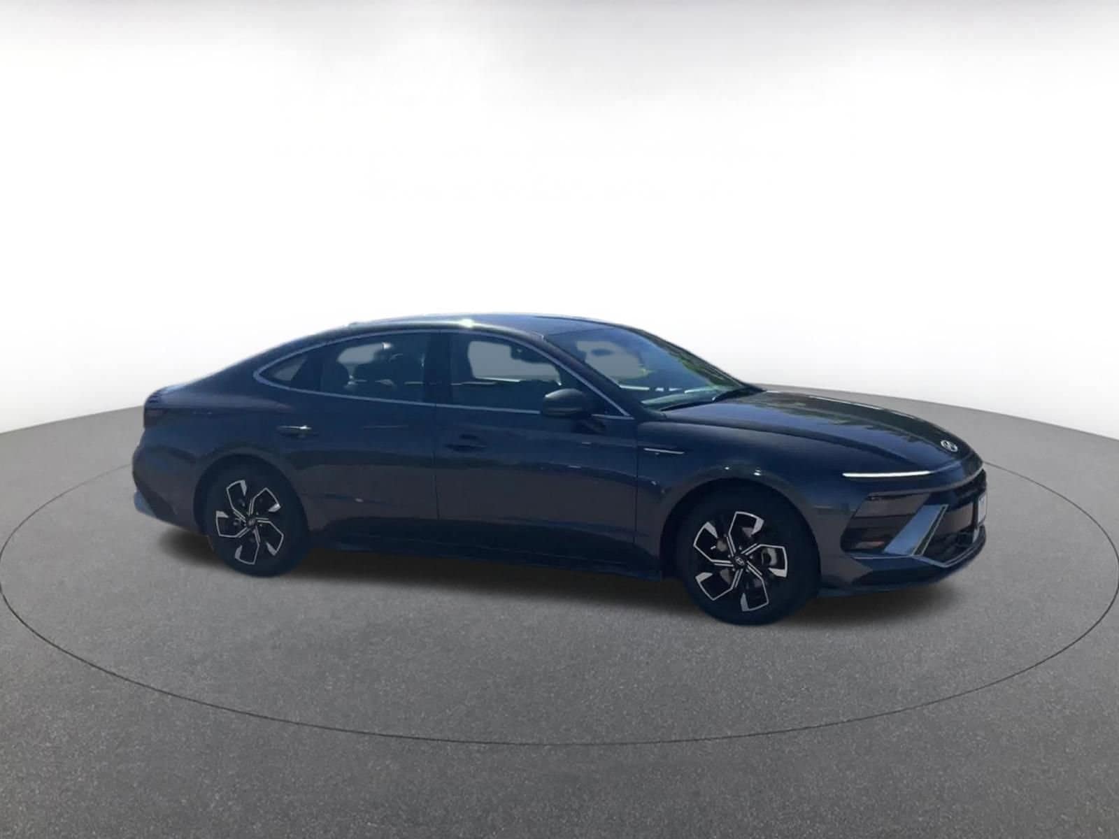 Thumbnail: 2025 Hyundai Sonata - 1