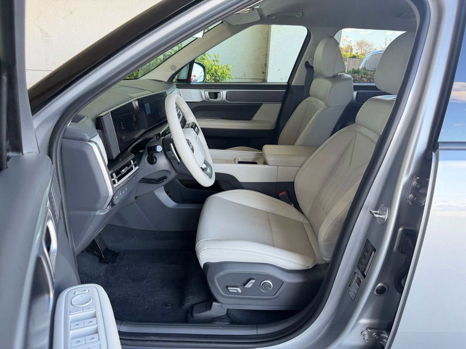 Thumbnail: 2025 Hyundai Santa Fe - 29