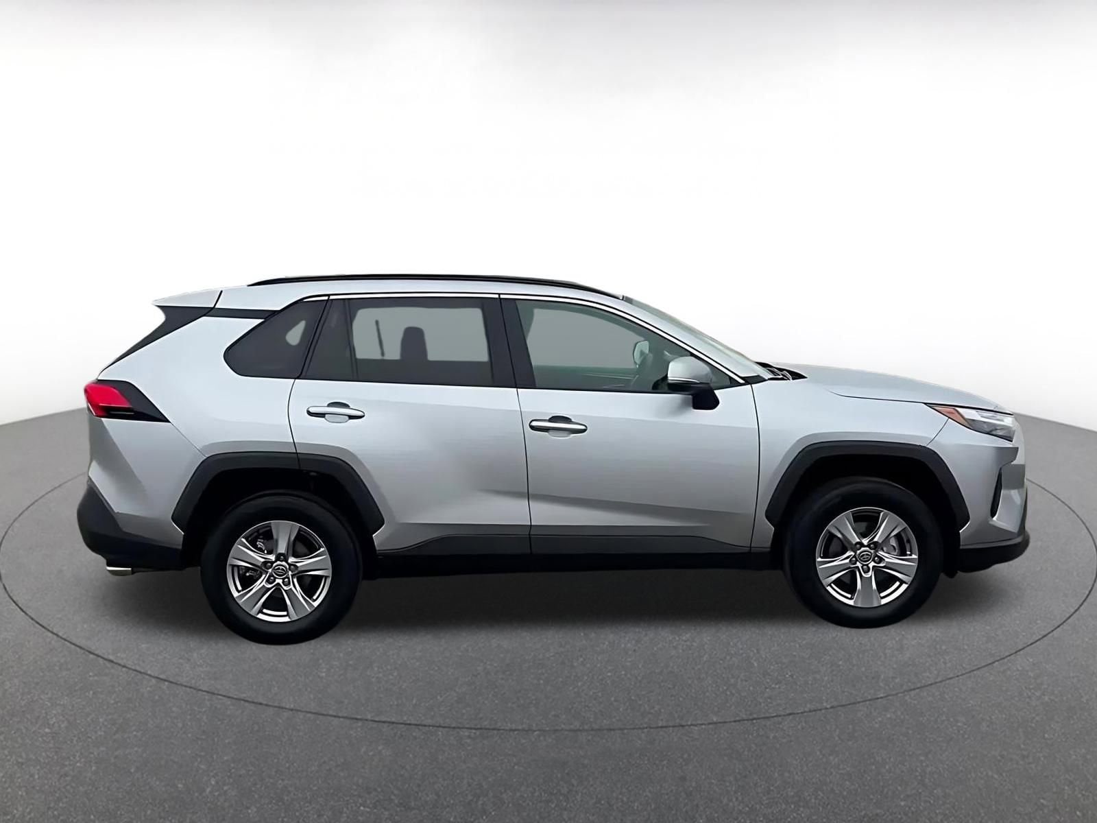 Thumbnail: 2025 Toyota RAV4 - 16