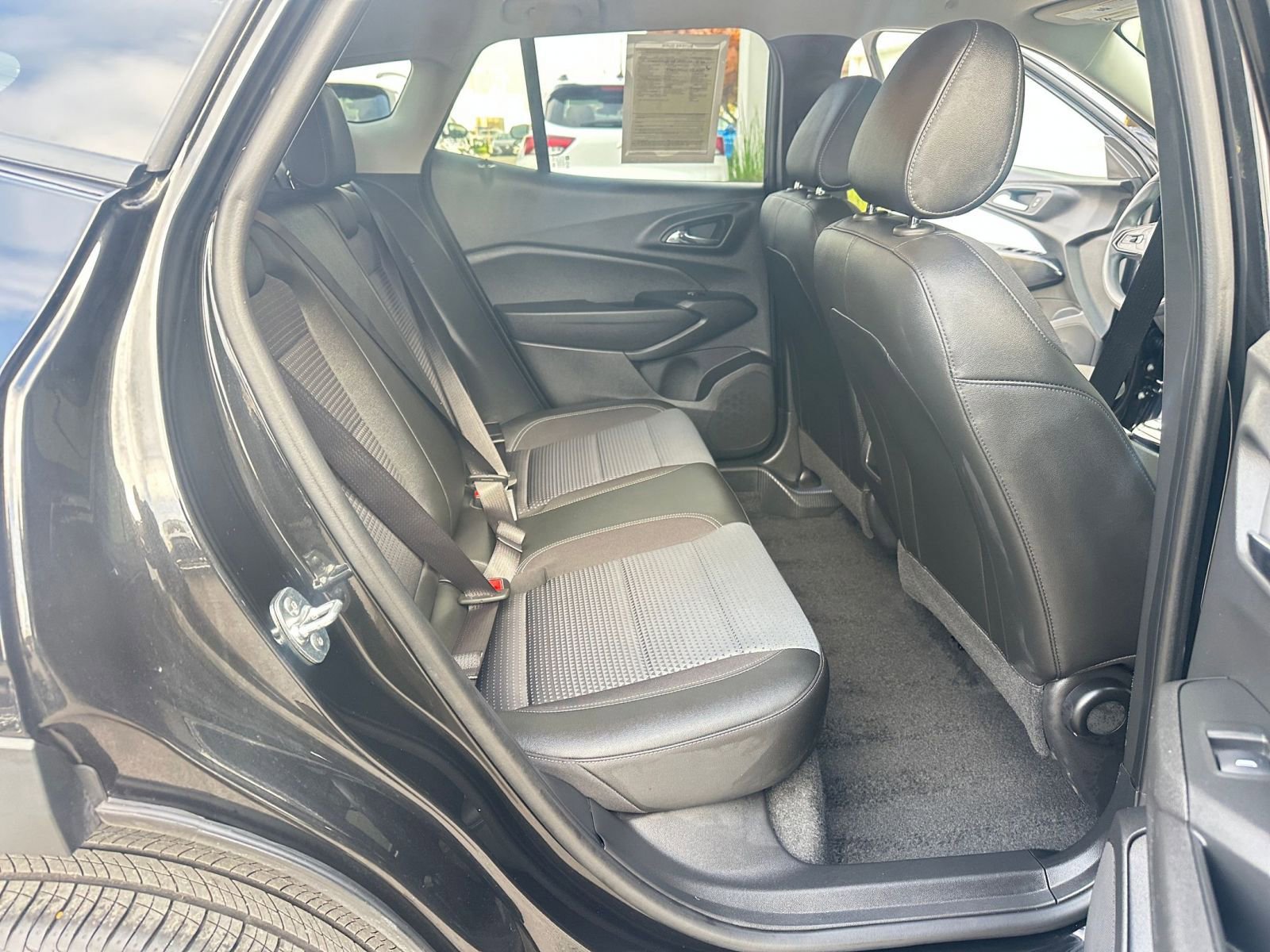 Thumbnail: 2025 Chevrolet Trax - 25