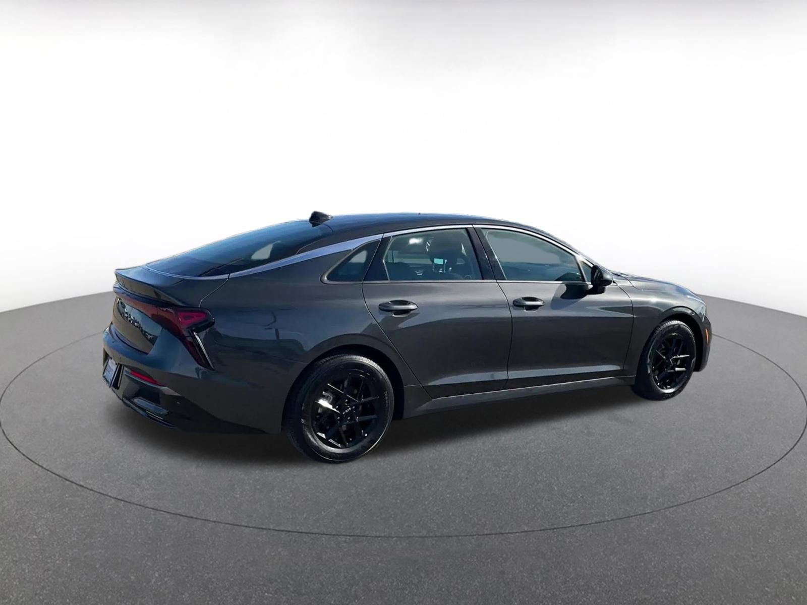 Thumbnail: 2025 Kia K5 - 15