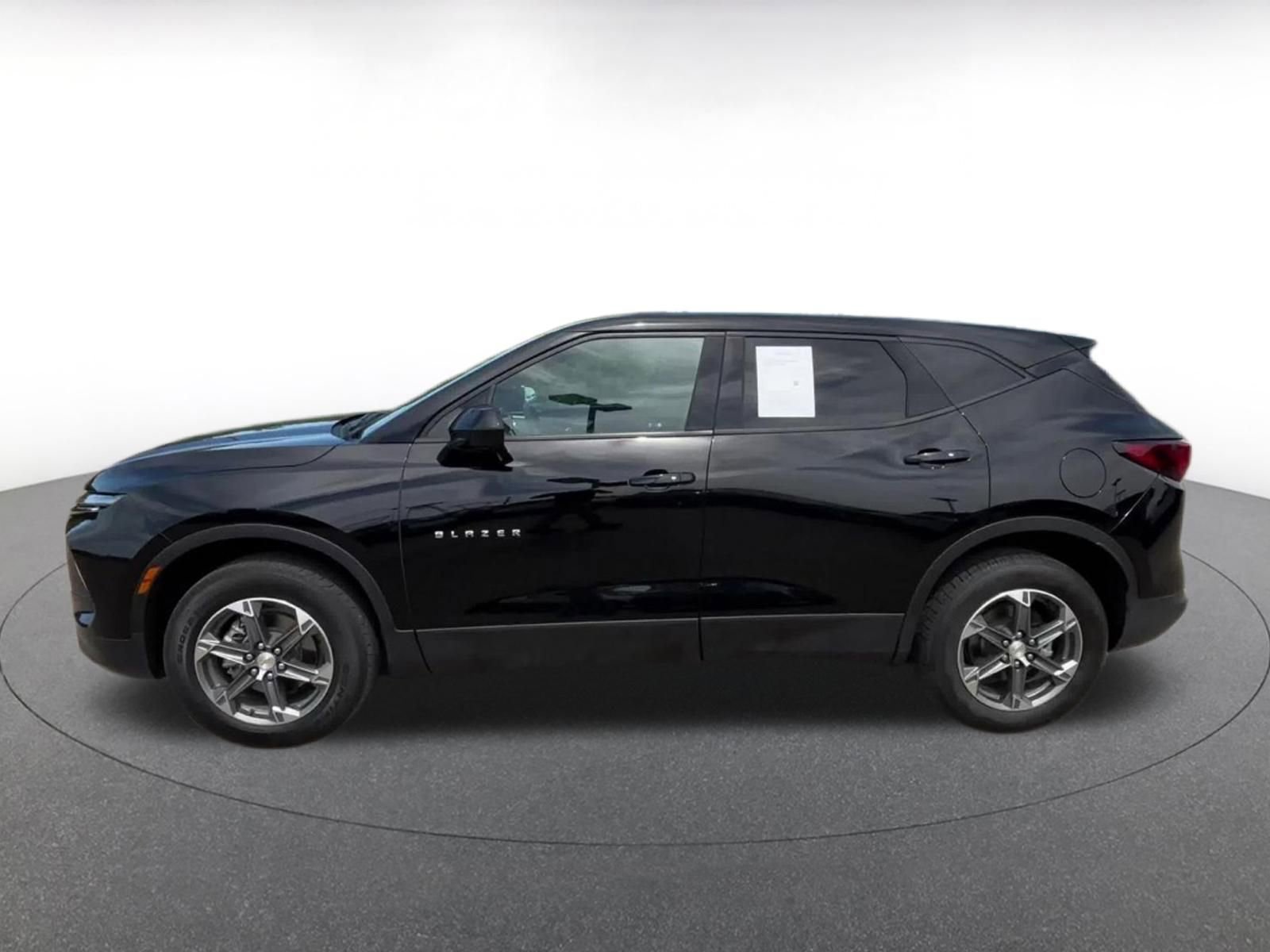 Thumbnail: 2025 Chevrolet Blazer - 9