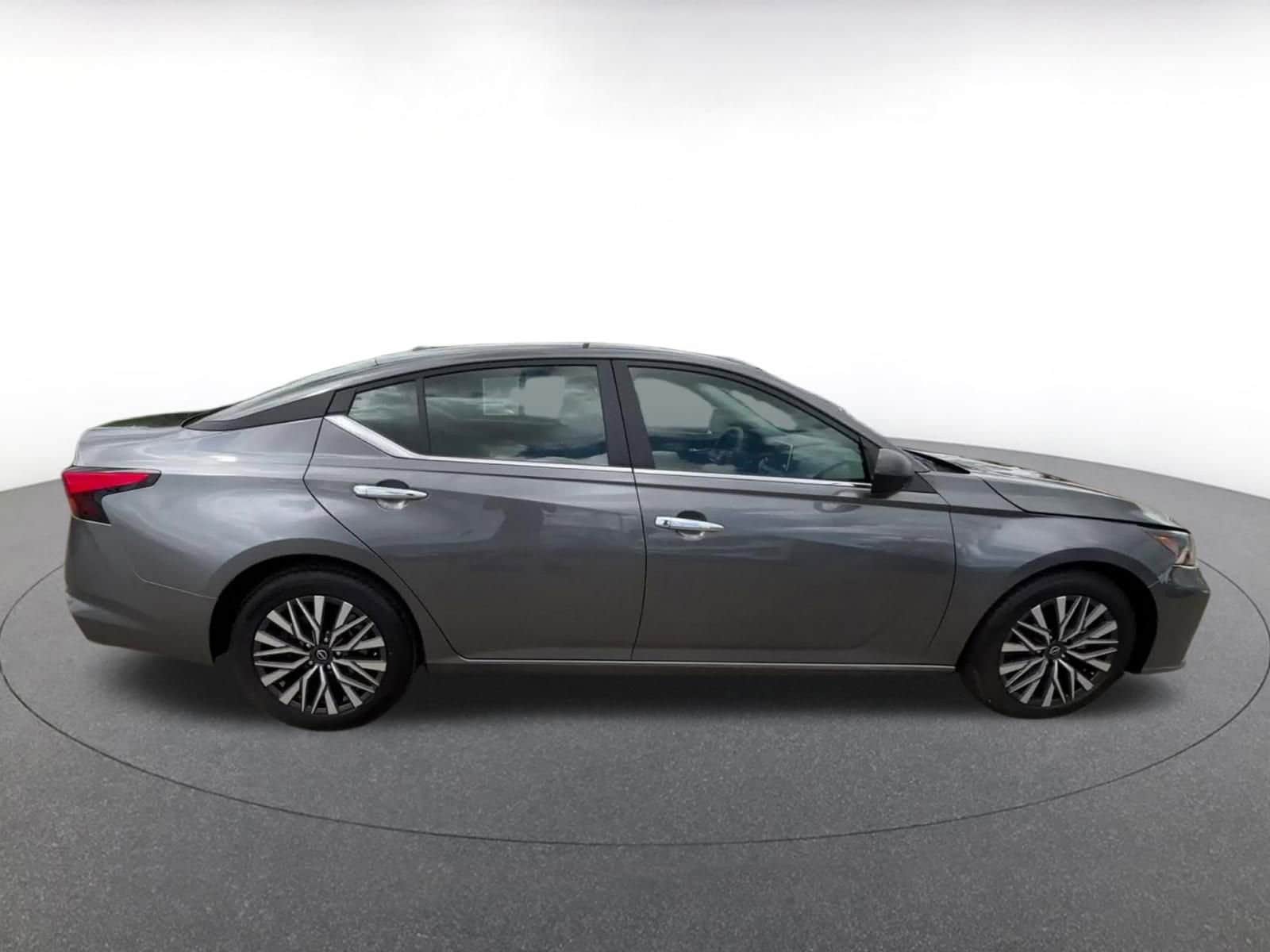 Thumbnail: 2025 Nissan Altima - 16