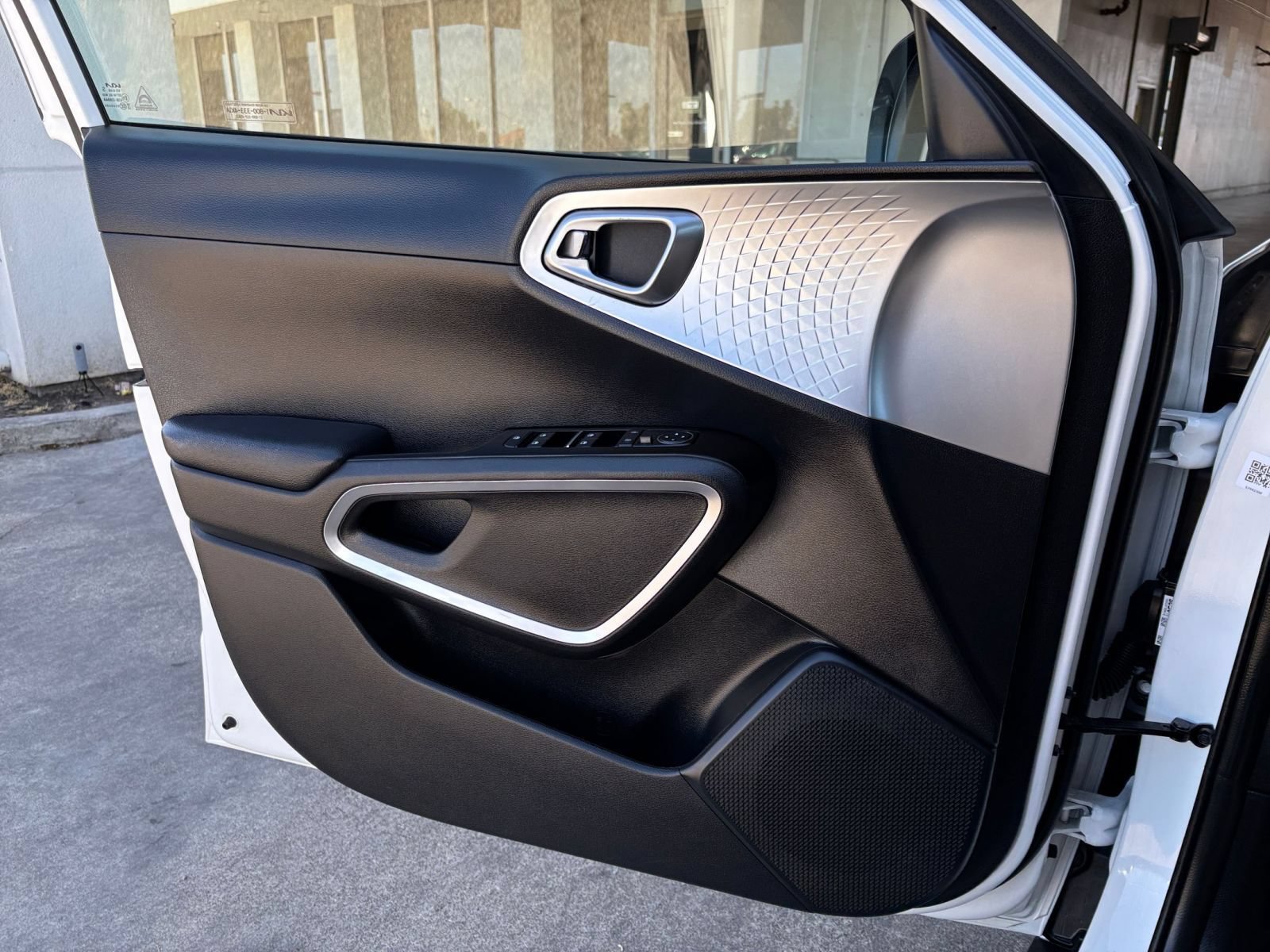 Thumbnail: 2025 Kia Soul - 15
