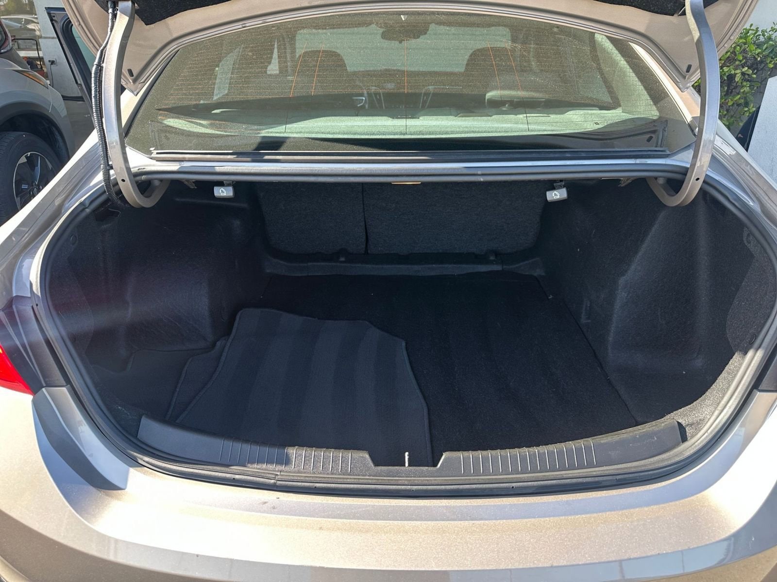 2023 Chevrolet Malibu LT 31