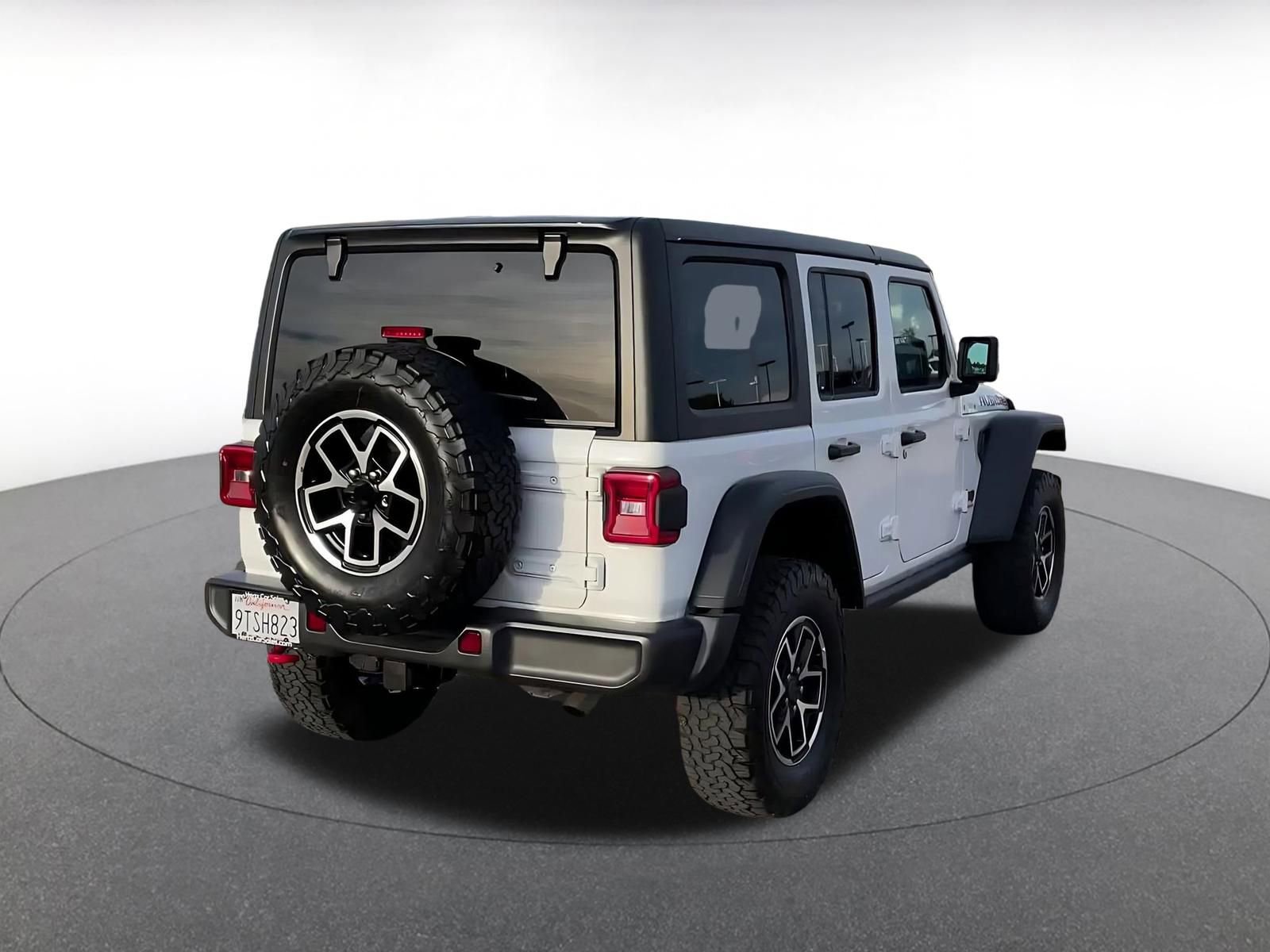 Thumbnail: 2025 Jeep Wrangler - 14