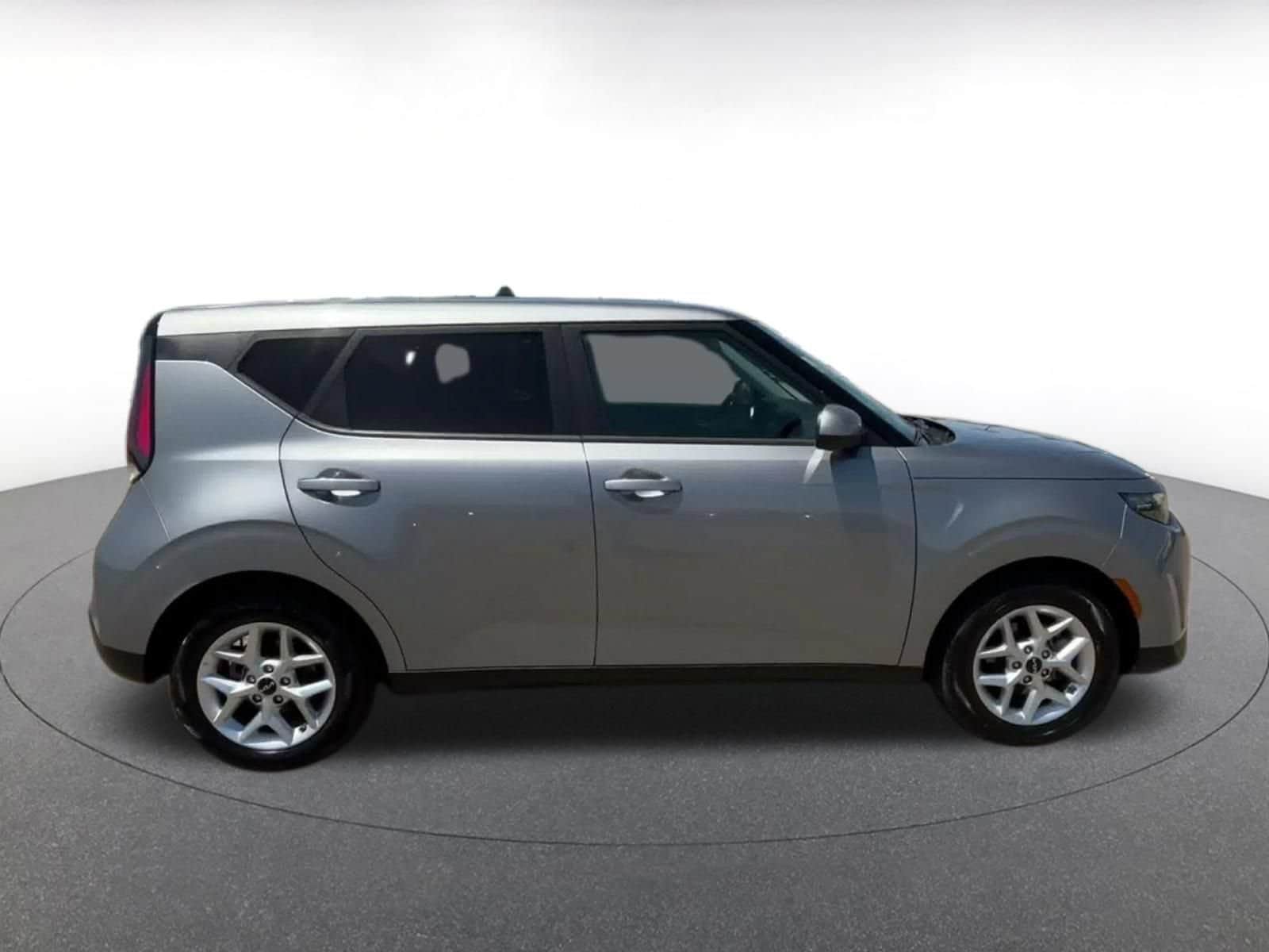 Thumbnail: 2025 Kia Soul - 16