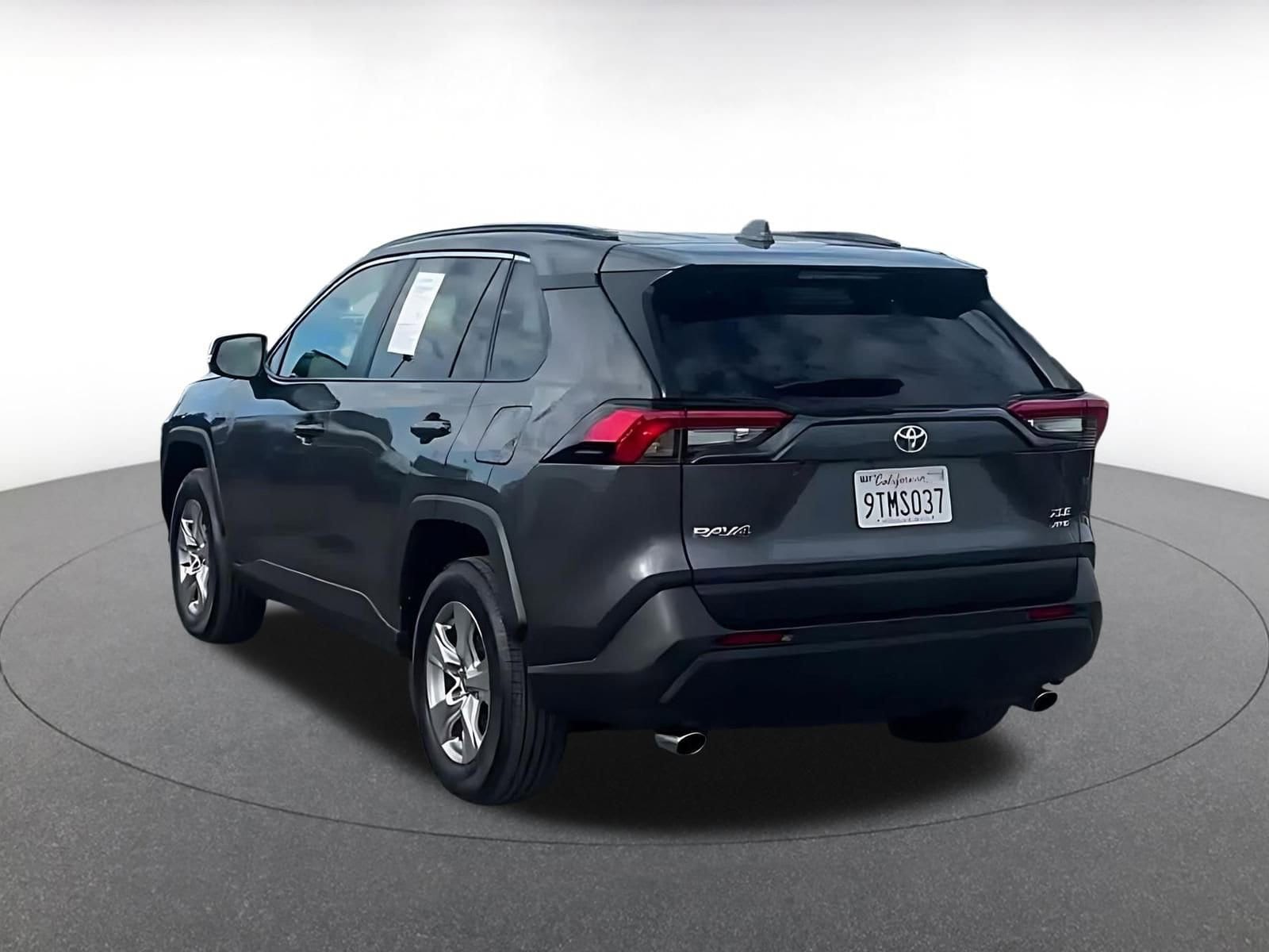 Thumbnail: 2025 Toyota RAV4 - 11