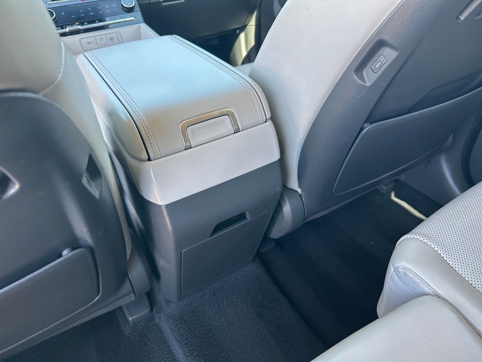 Thumbnail: 2025 Hyundai Santa Fe - 24