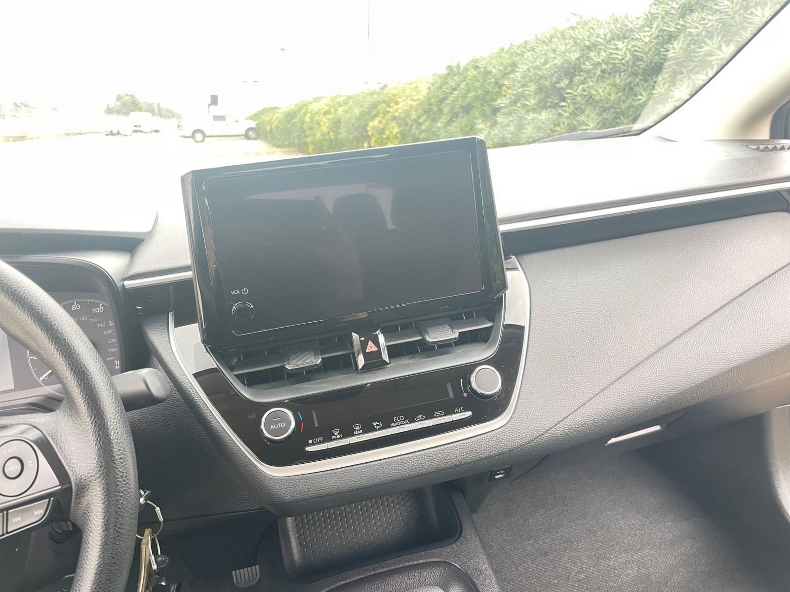 Thumbnail: 2025 Toyota Corolla - 18