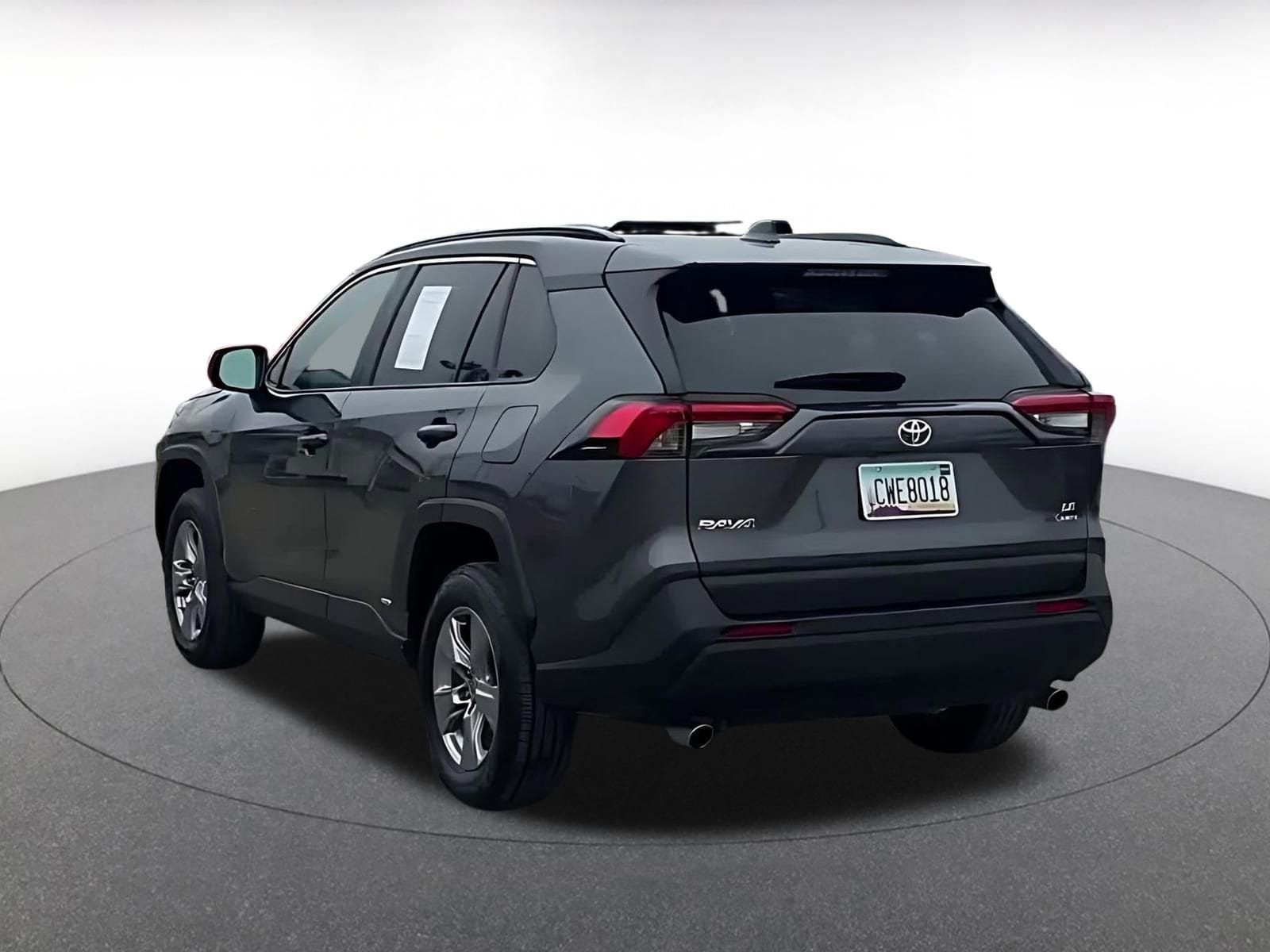 Thumbnail: 2025 Toyota RAV4 - 11