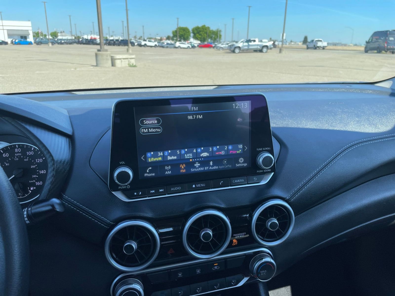 Thumbnail: 2025 Nissan Sentra - 17