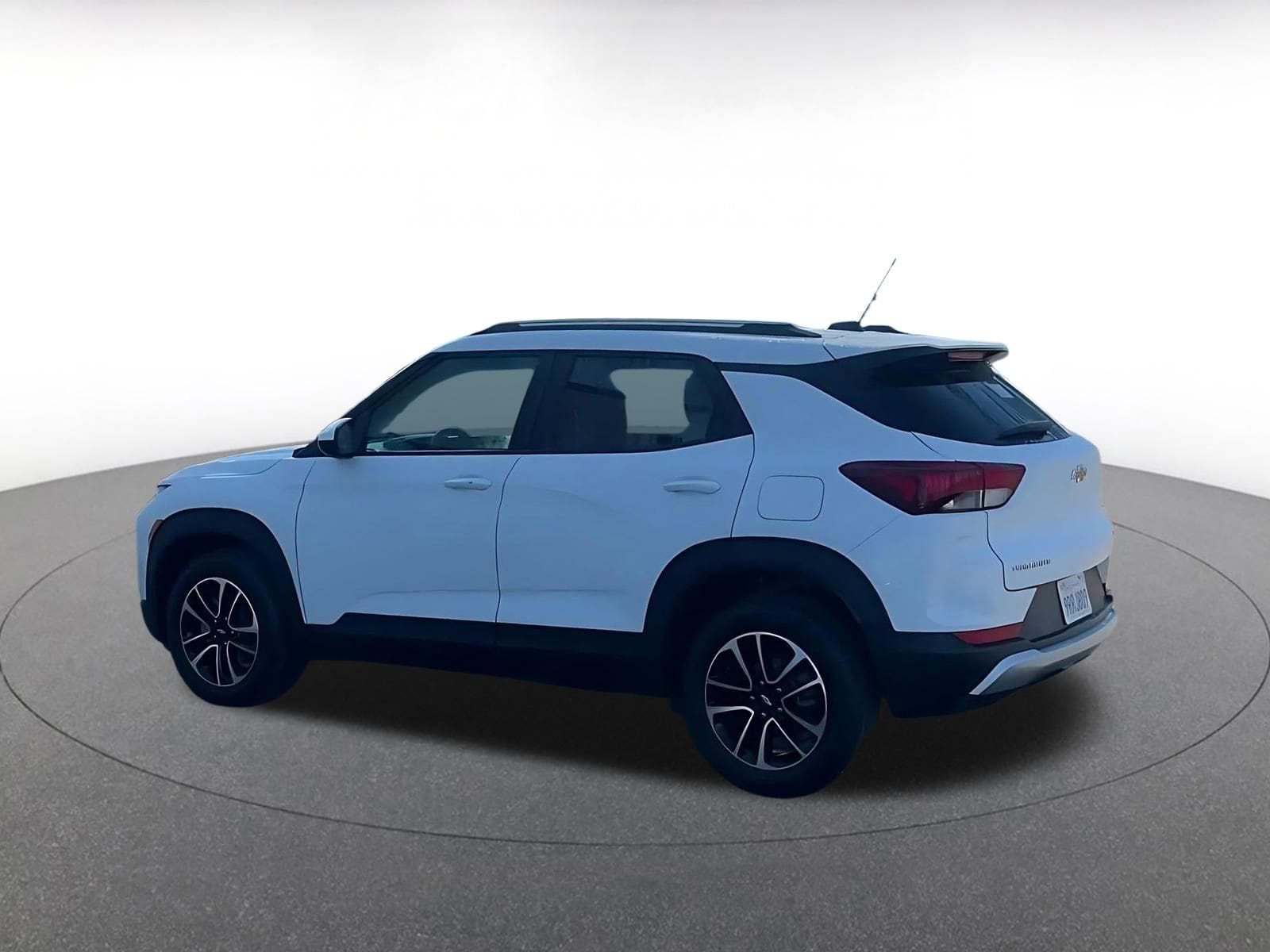 Thumbnail: 2025 Chevrolet TrailBlazer - 10