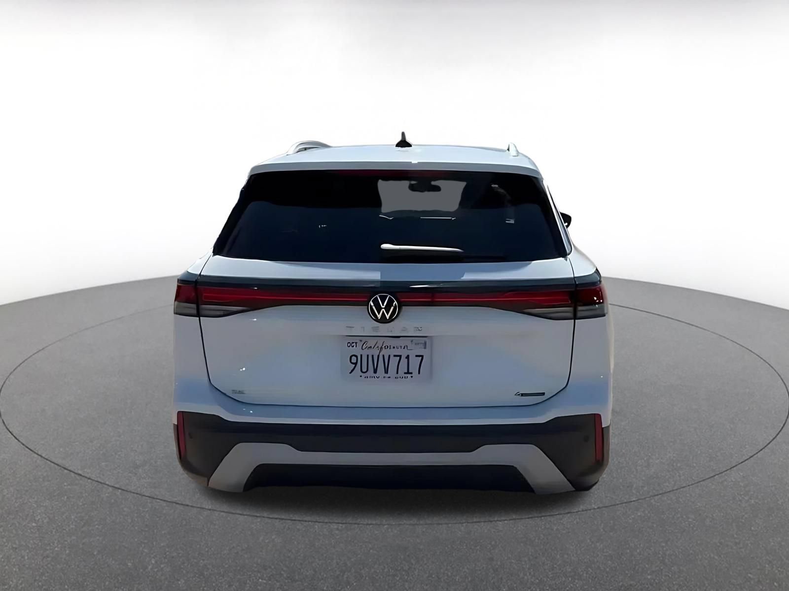 Thumbnail: 2026 Volkswagen Tiguan - 12
